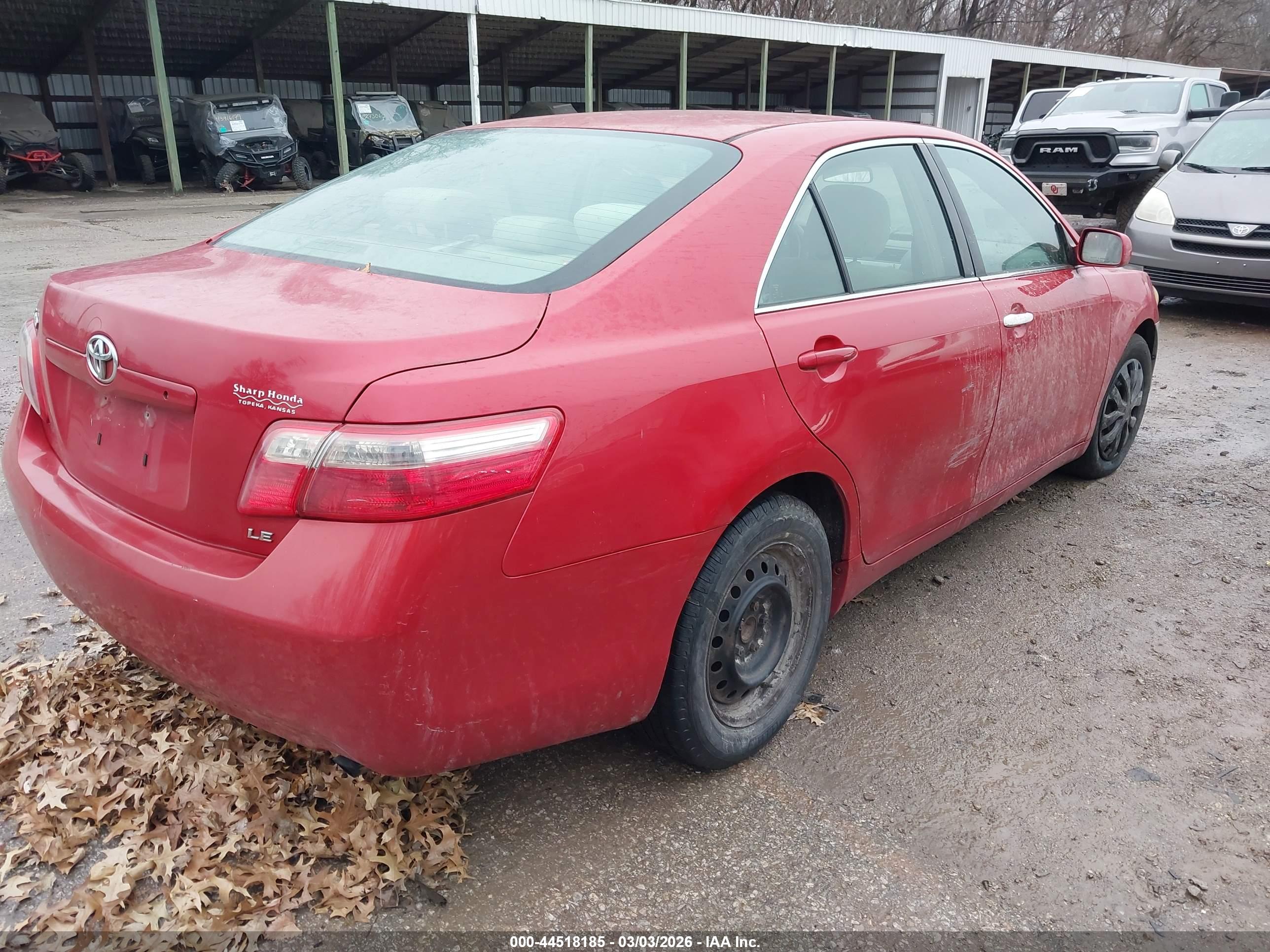 TOYOTA CAMRY image 4