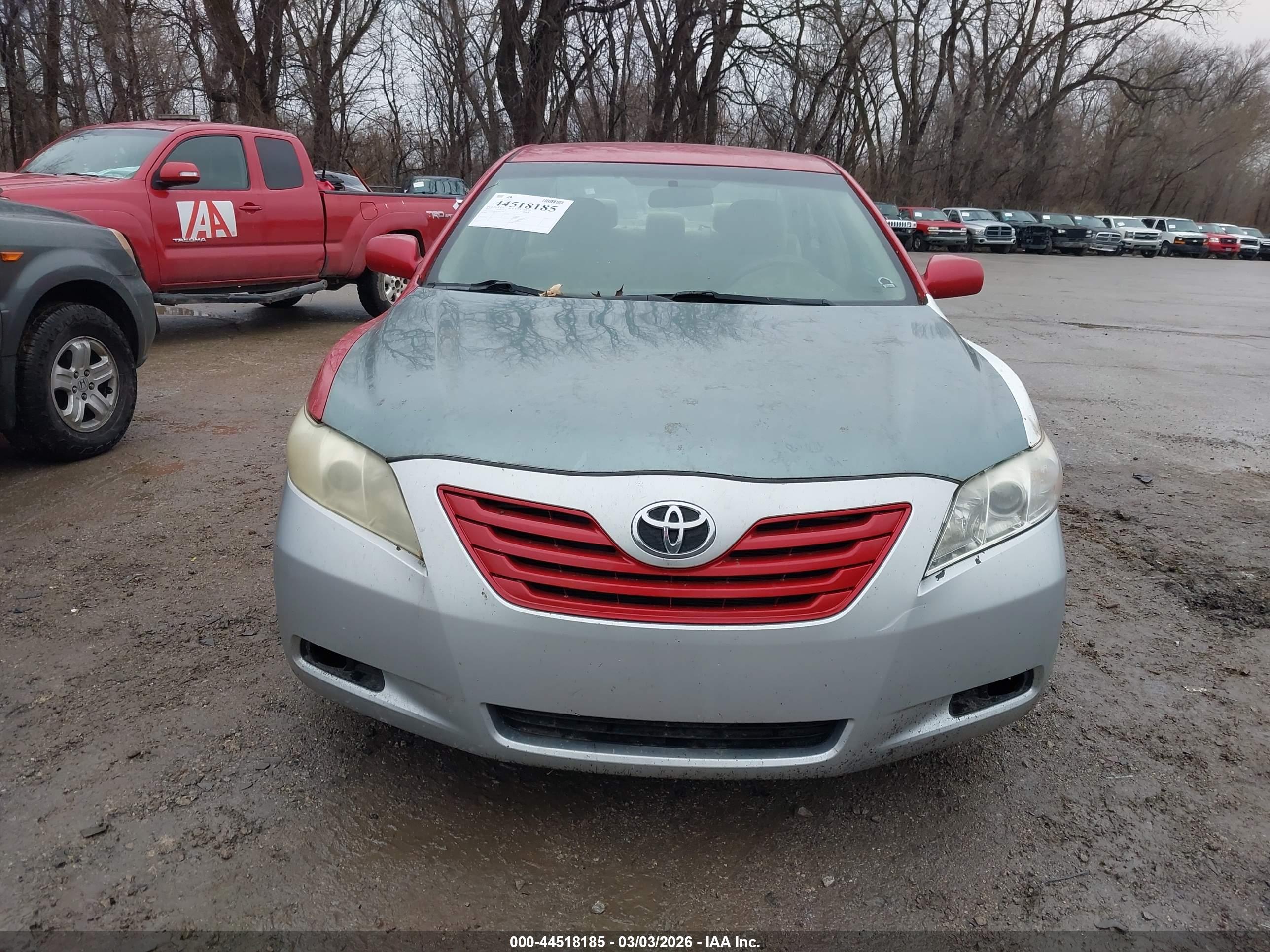 TOYOTA CAMRY image 6
