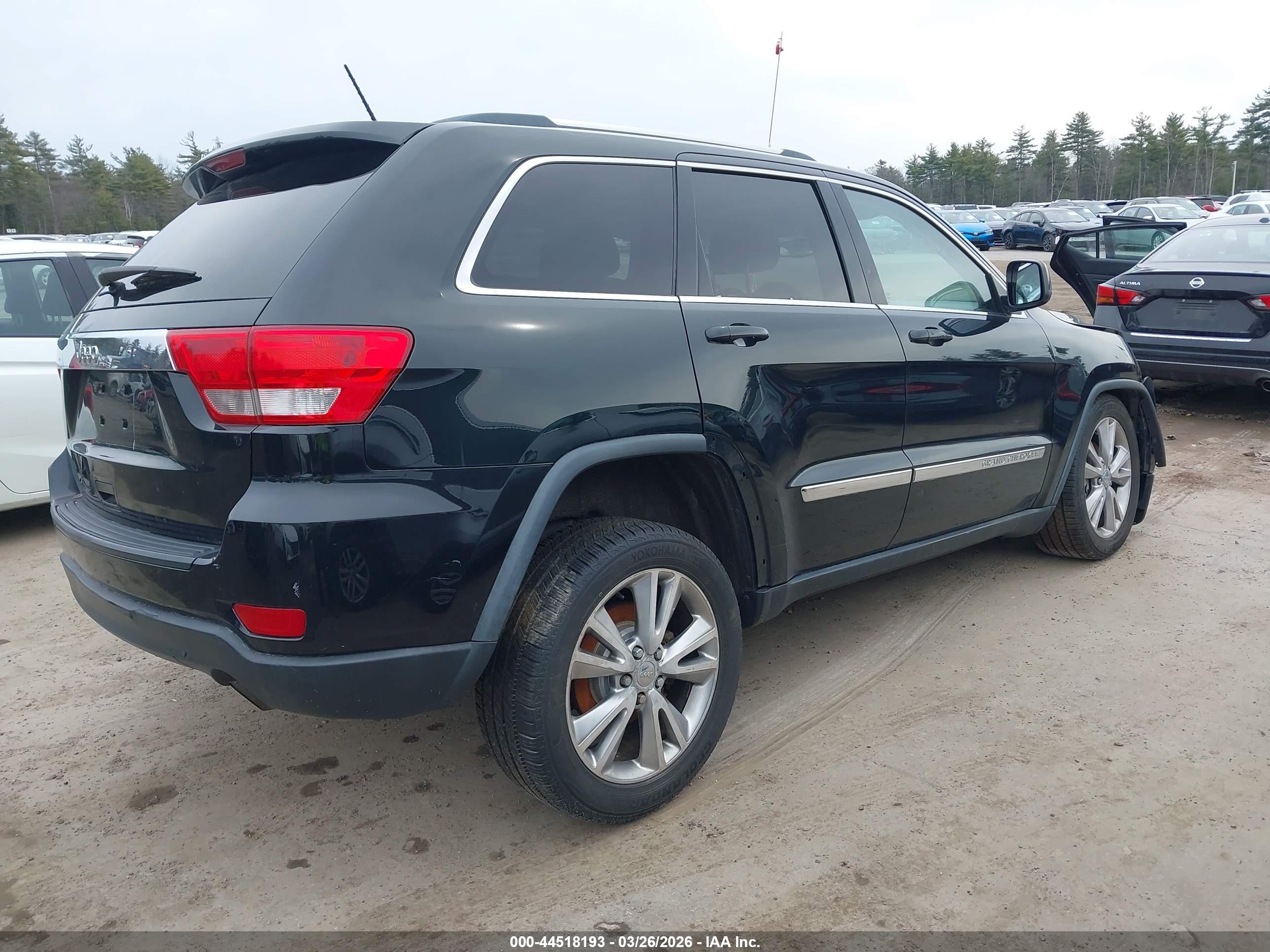 JEEP GRAND image 4