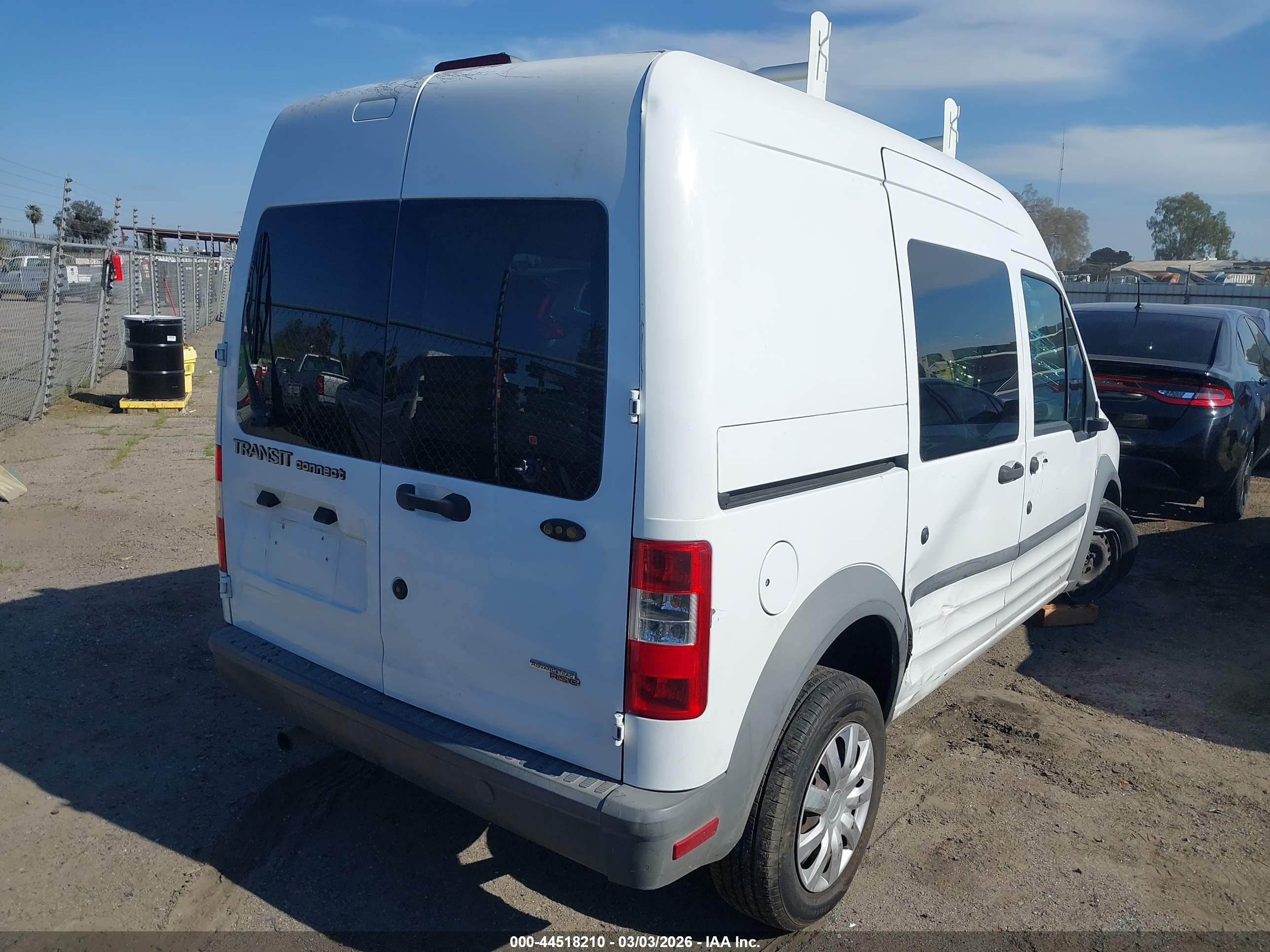 FORD TRANSIT image 4