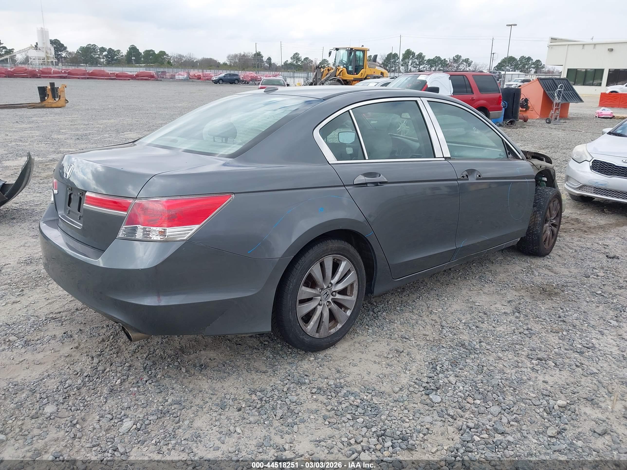 HONDA ACCORD image 4