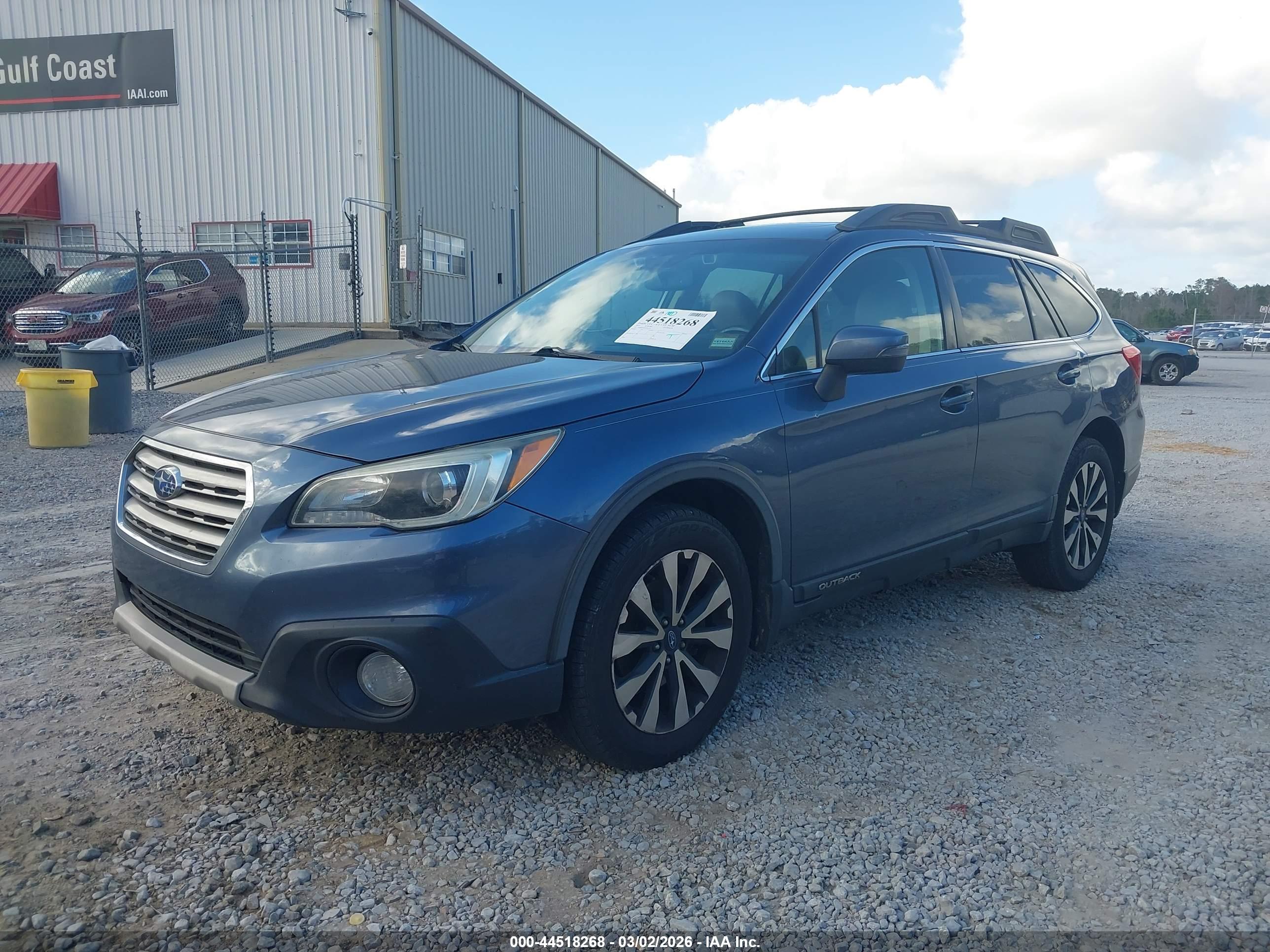 SUBARU OUTBACK image 6