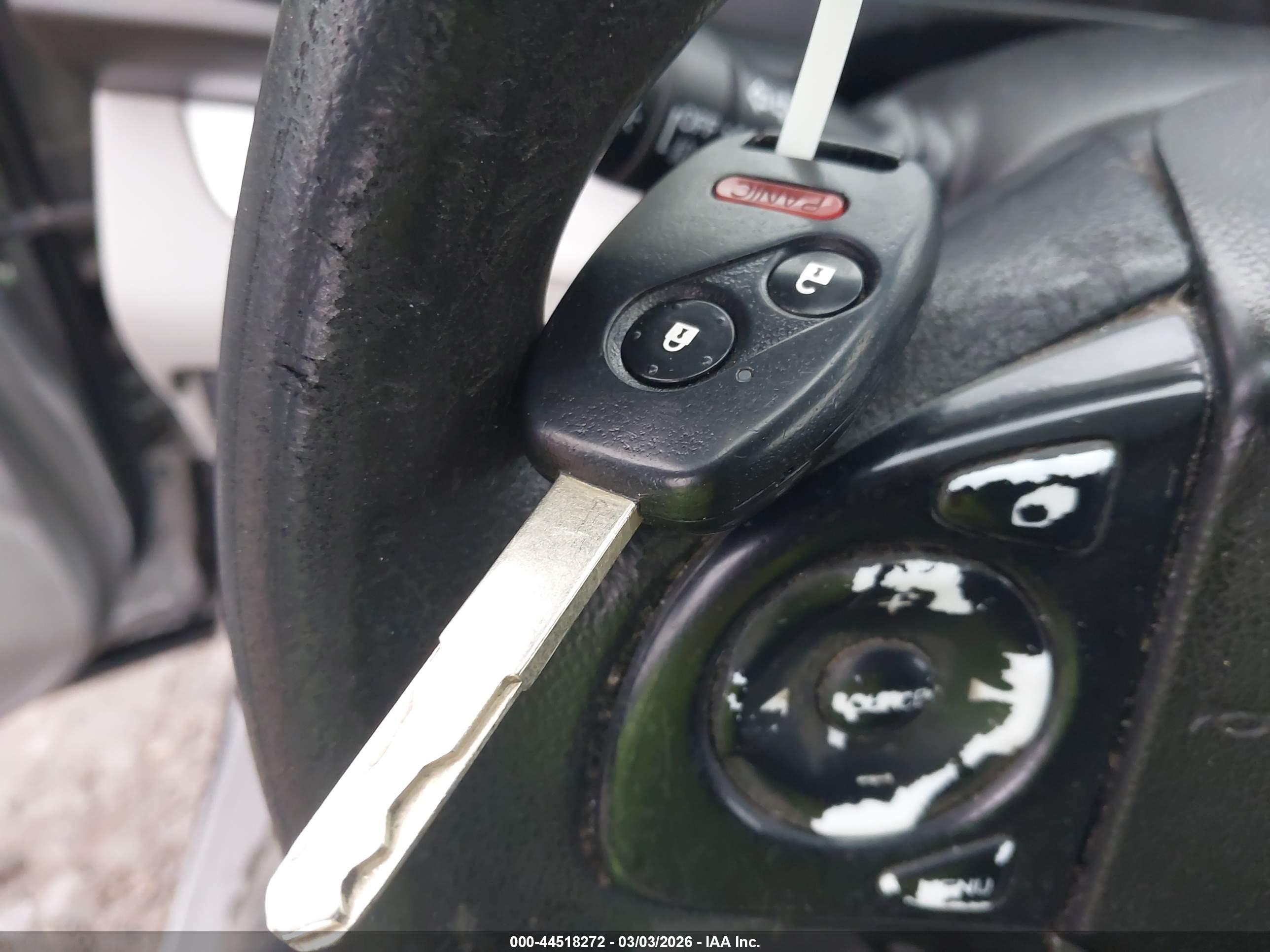 HONDA CR-V image 11