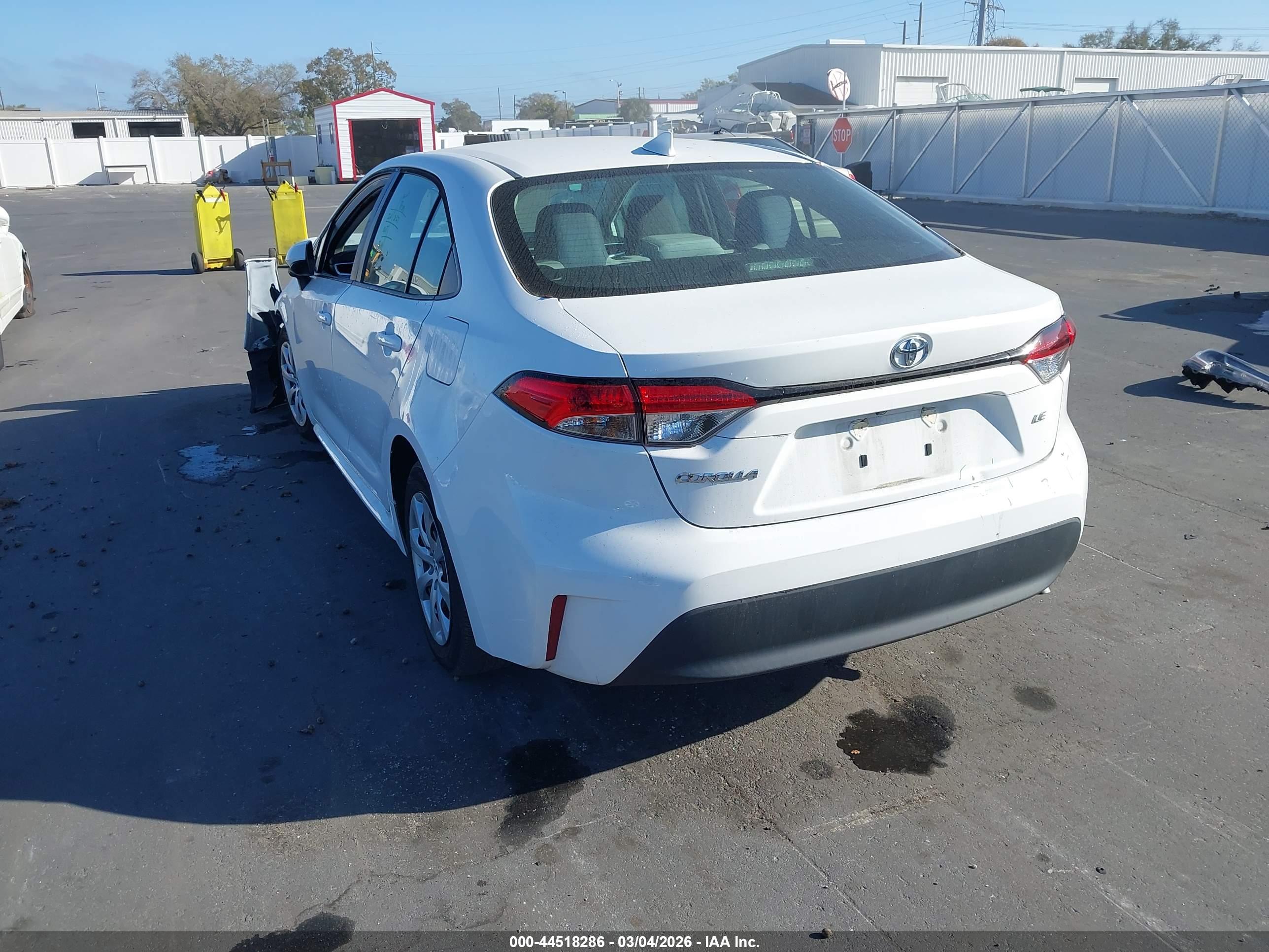 TOYOTA COROLLA image 3