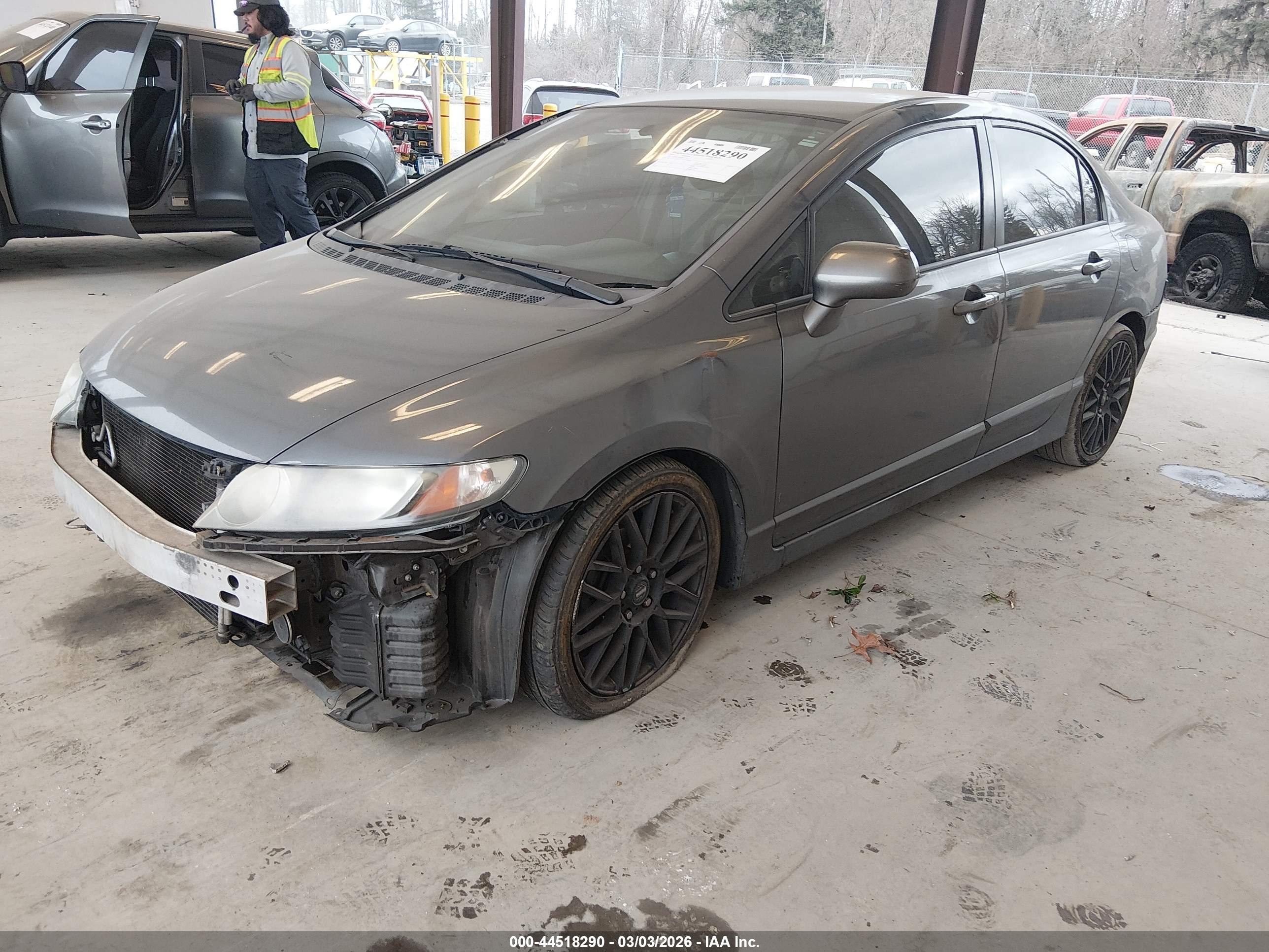 HONDA CIVIC image 2