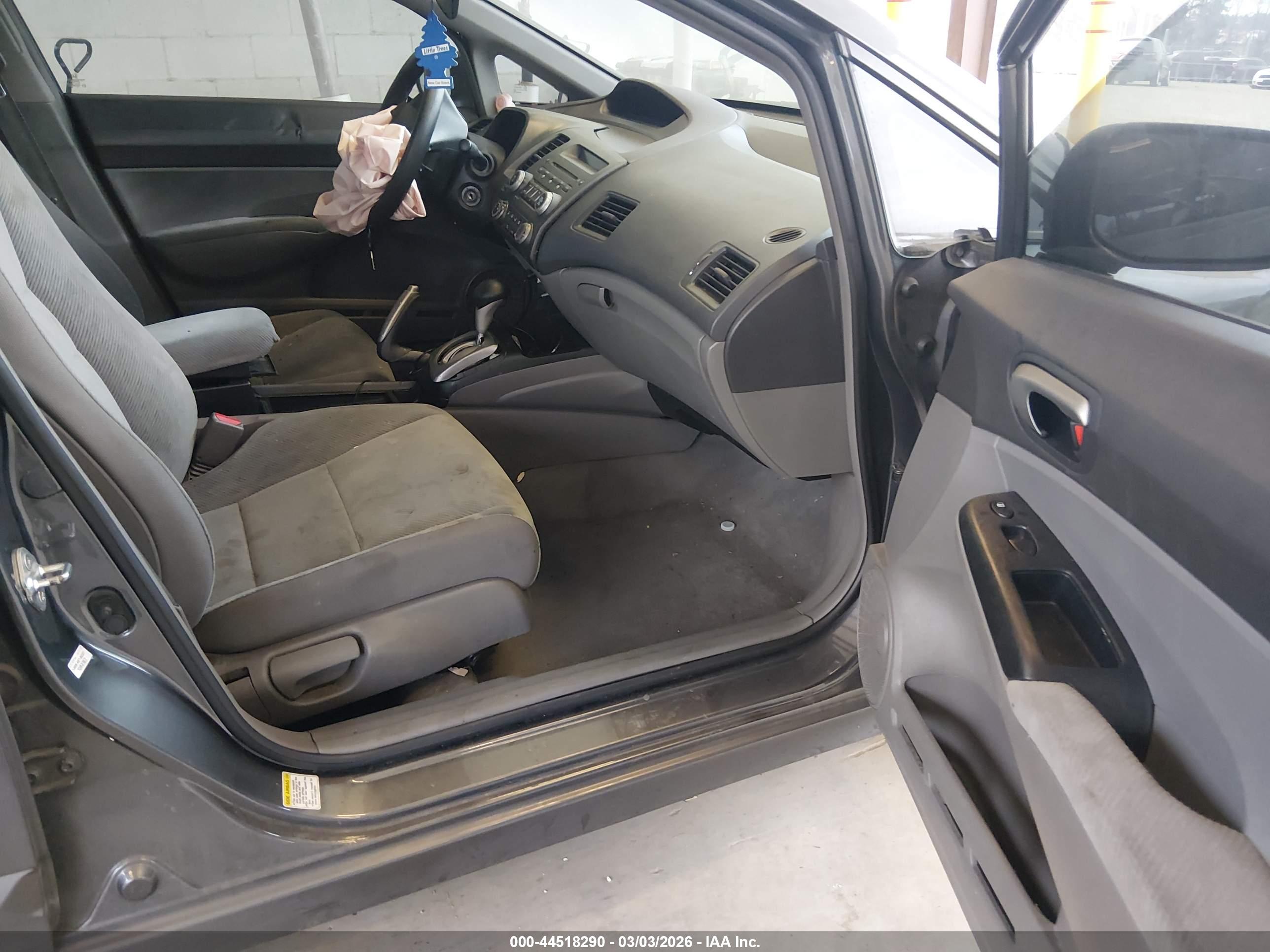 HONDA CIVIC image 5