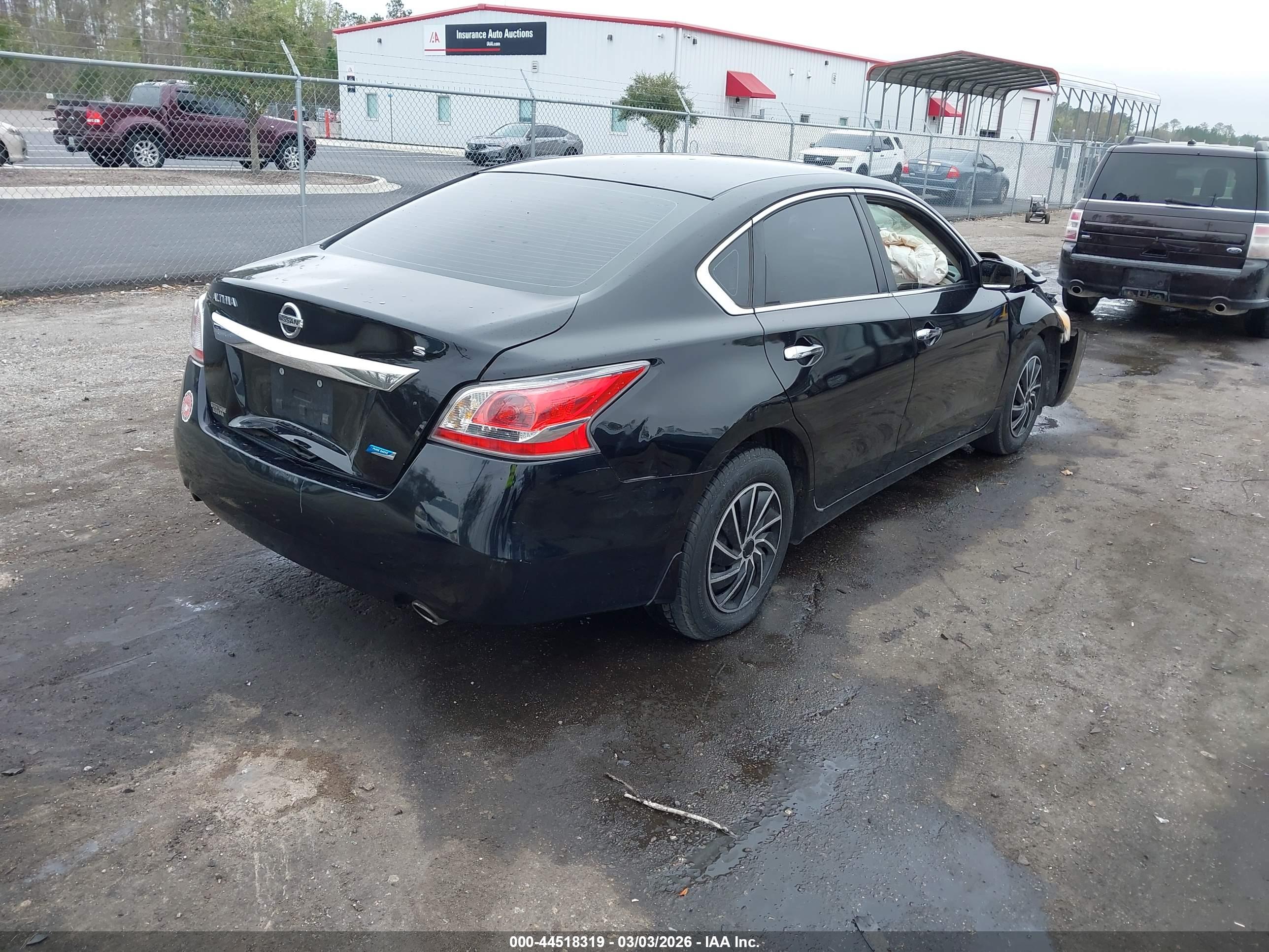 NISSAN ALTIMA image 4