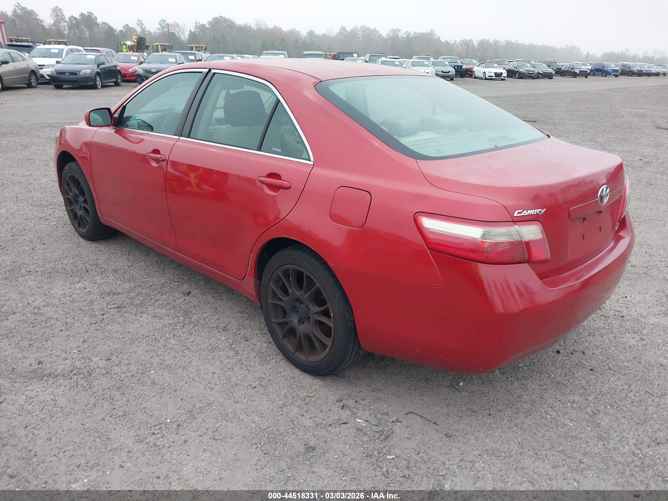 TOYOTA CAMRY image 3