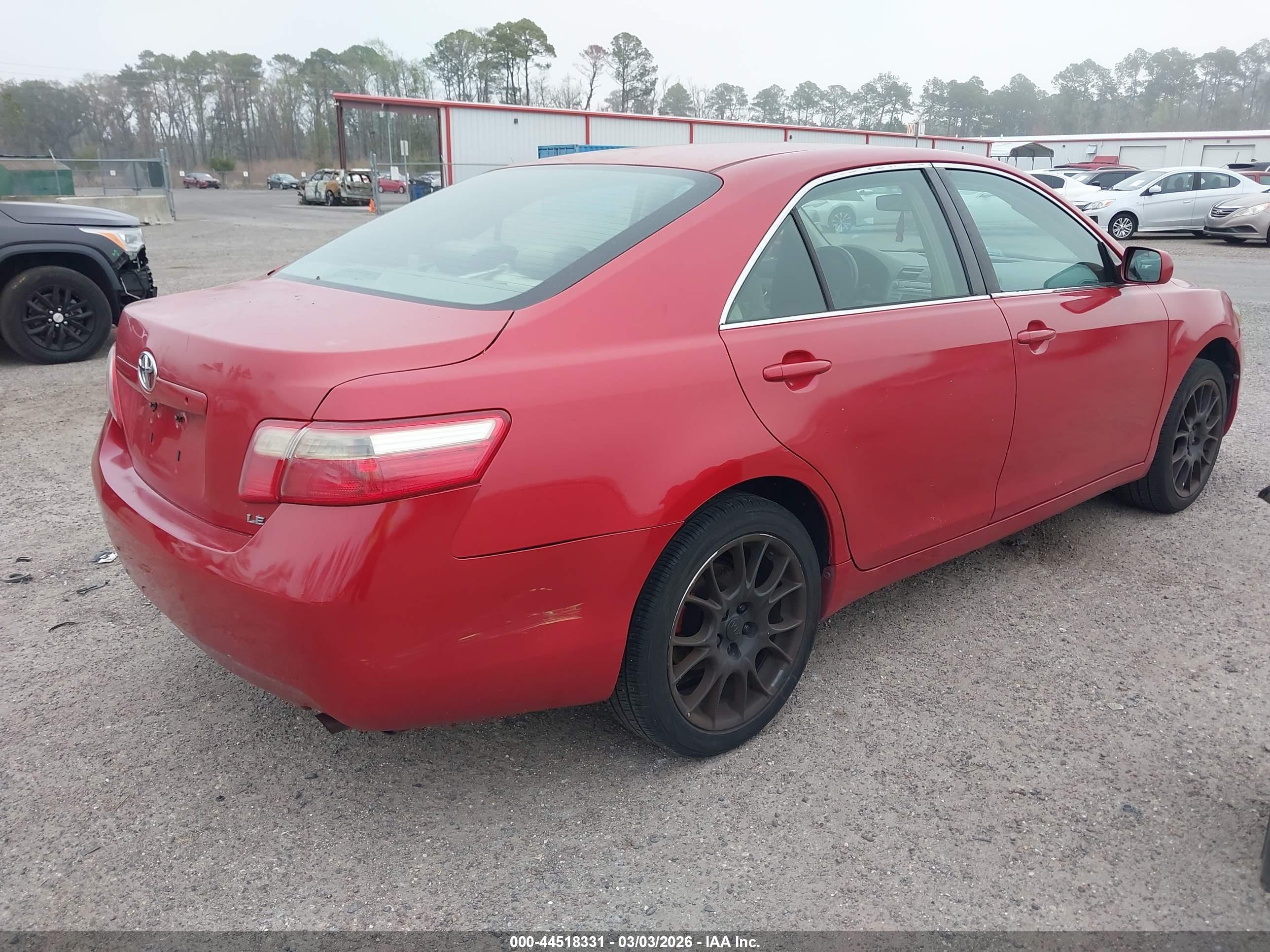 TOYOTA CAMRY image 4