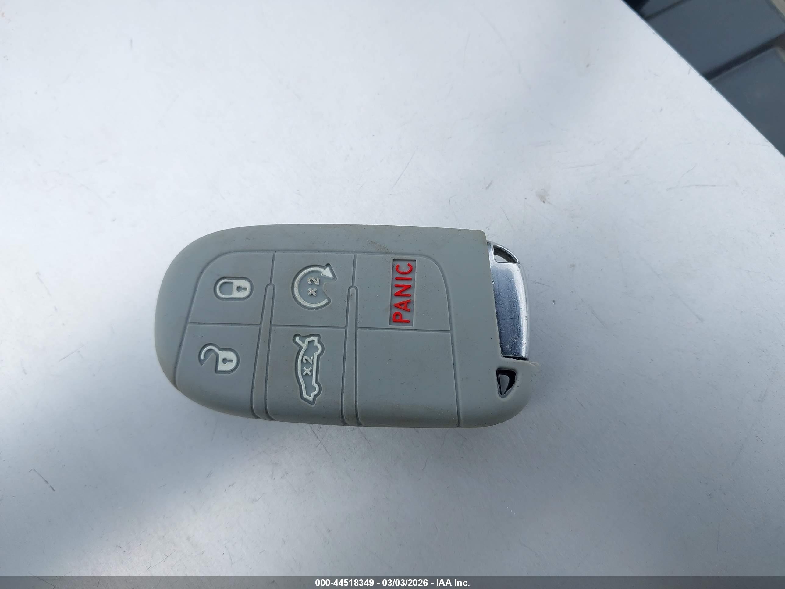 DODGE CHALLENGER image 11