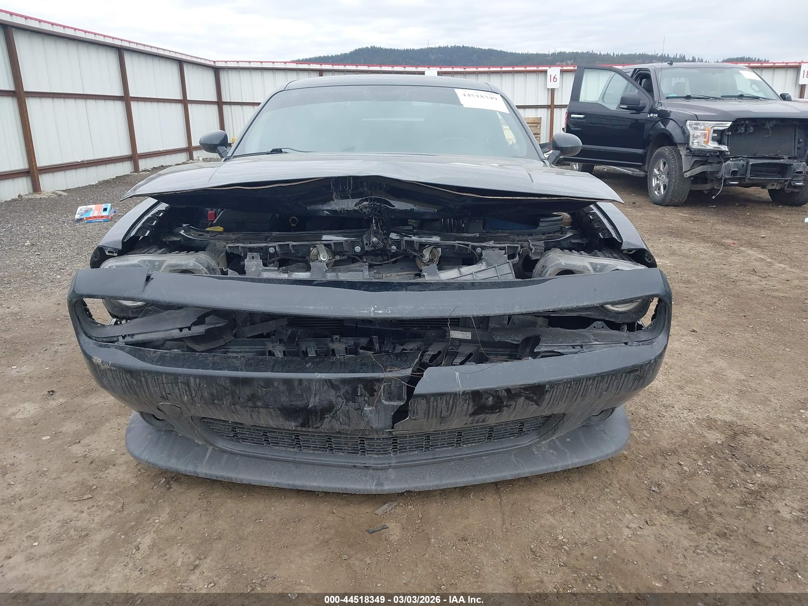 DODGE CHALLENGER image 6