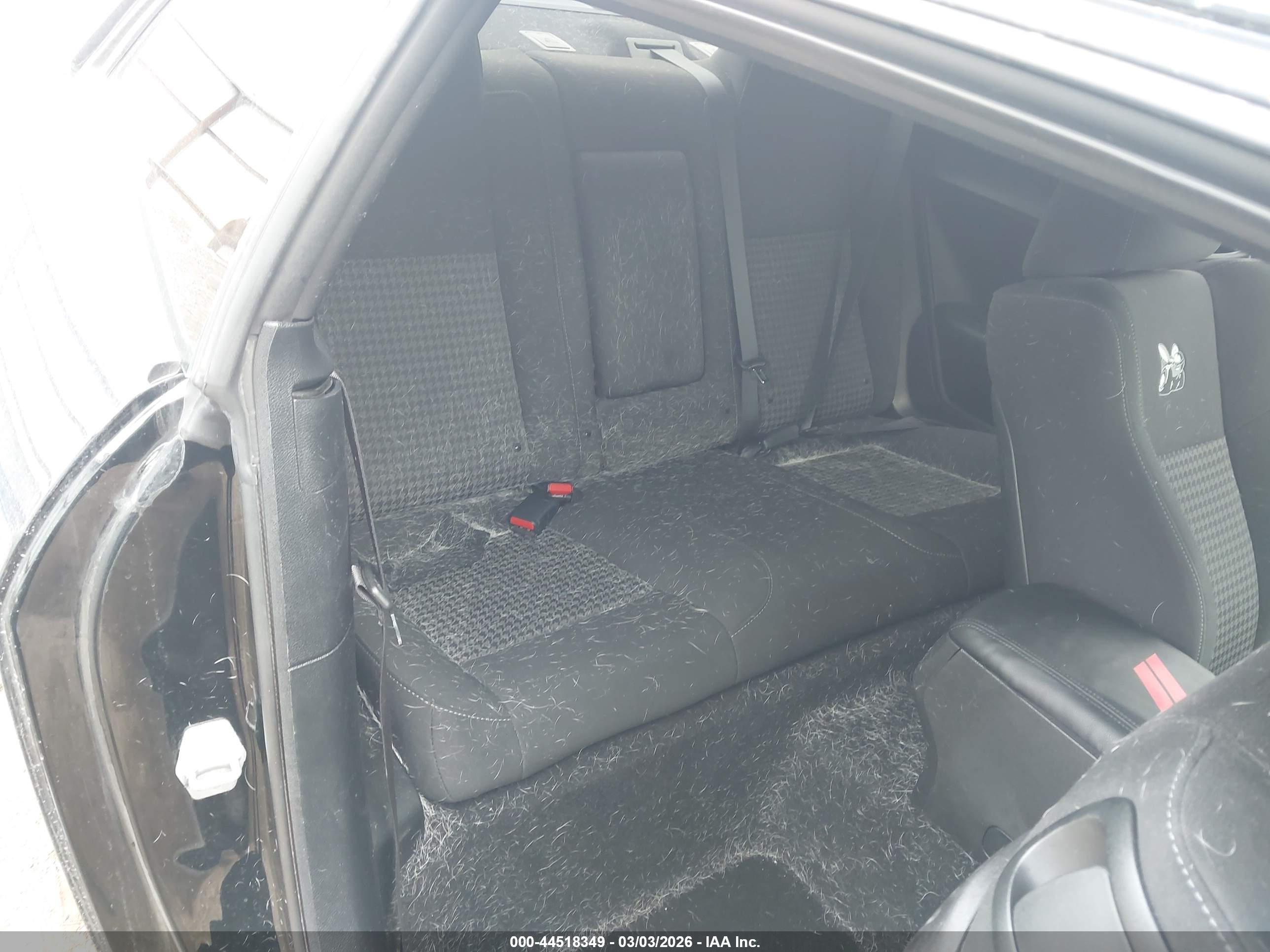 DODGE CHALLENGER image 8