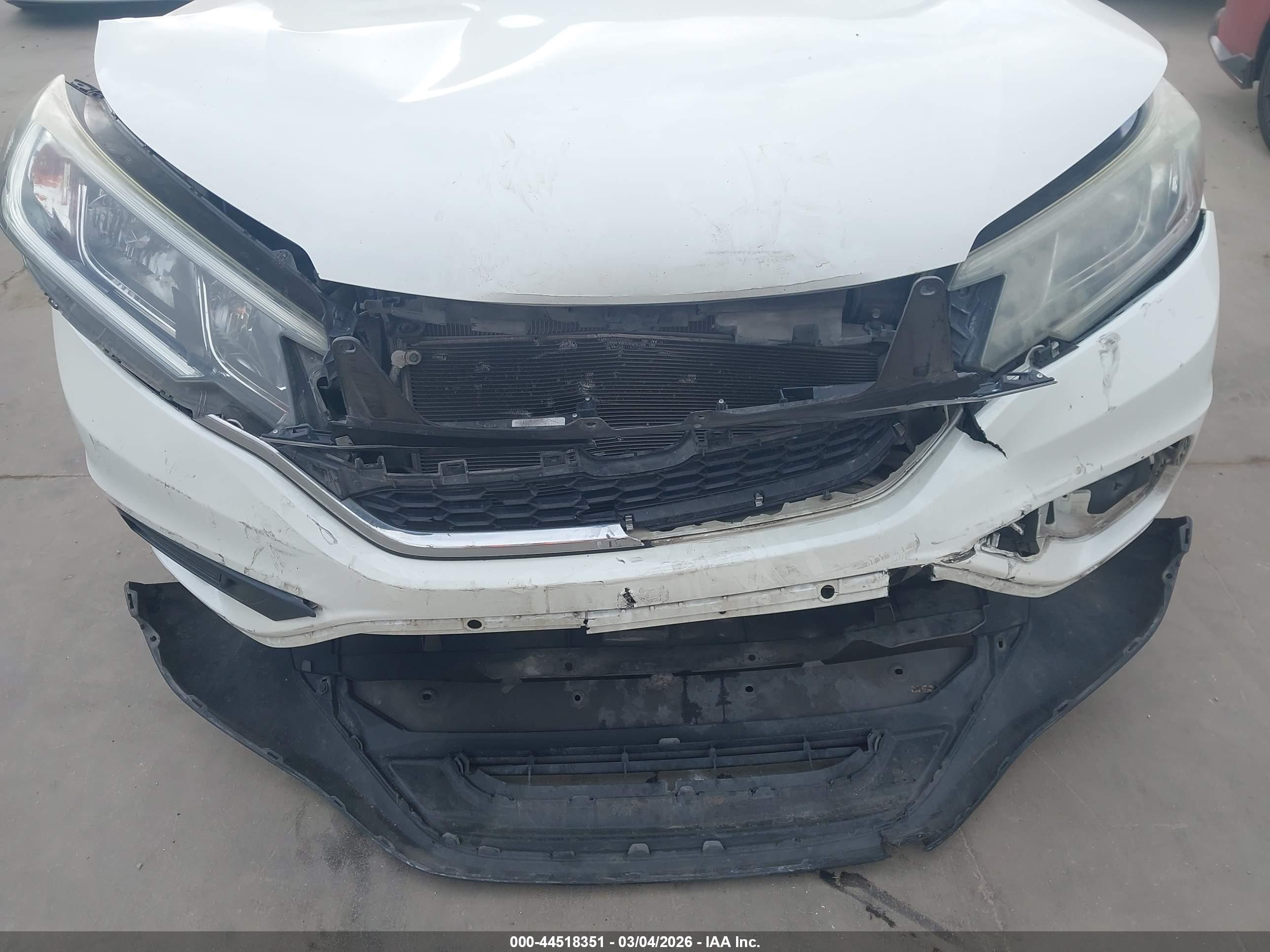 HONDA CR-V image 6