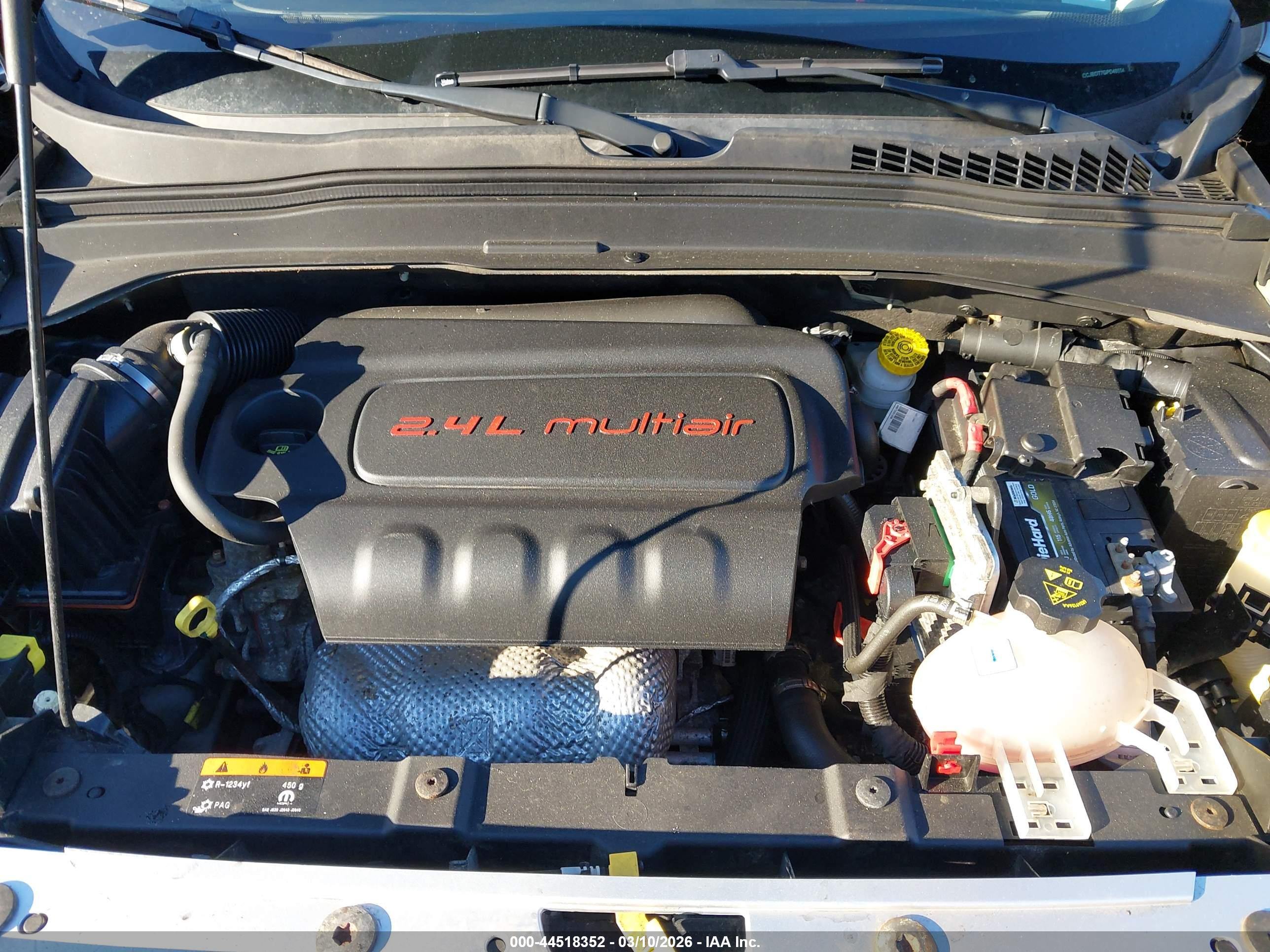JEEP RENEGADE image 10