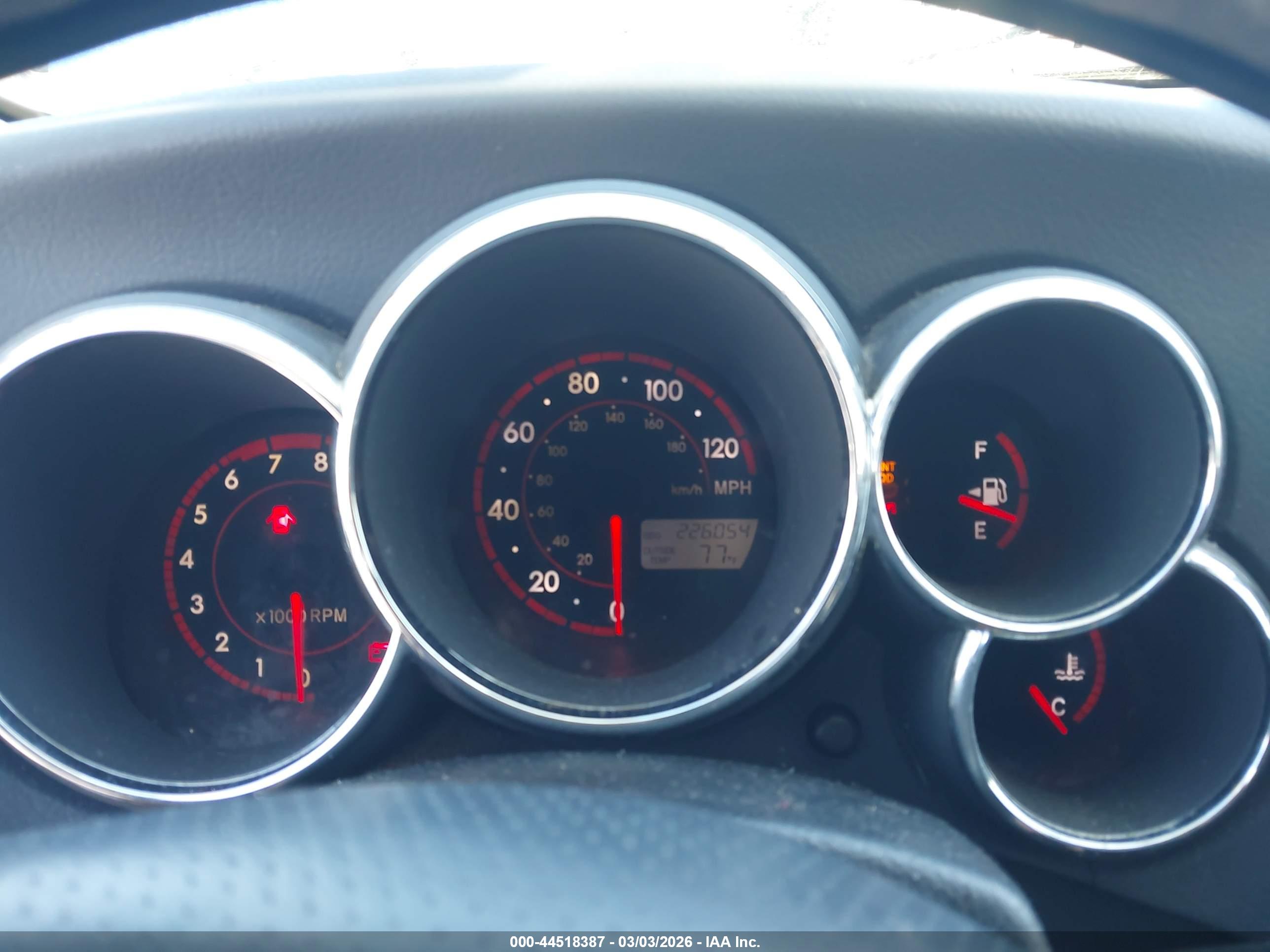 TOYOTA MATRIX image 7
