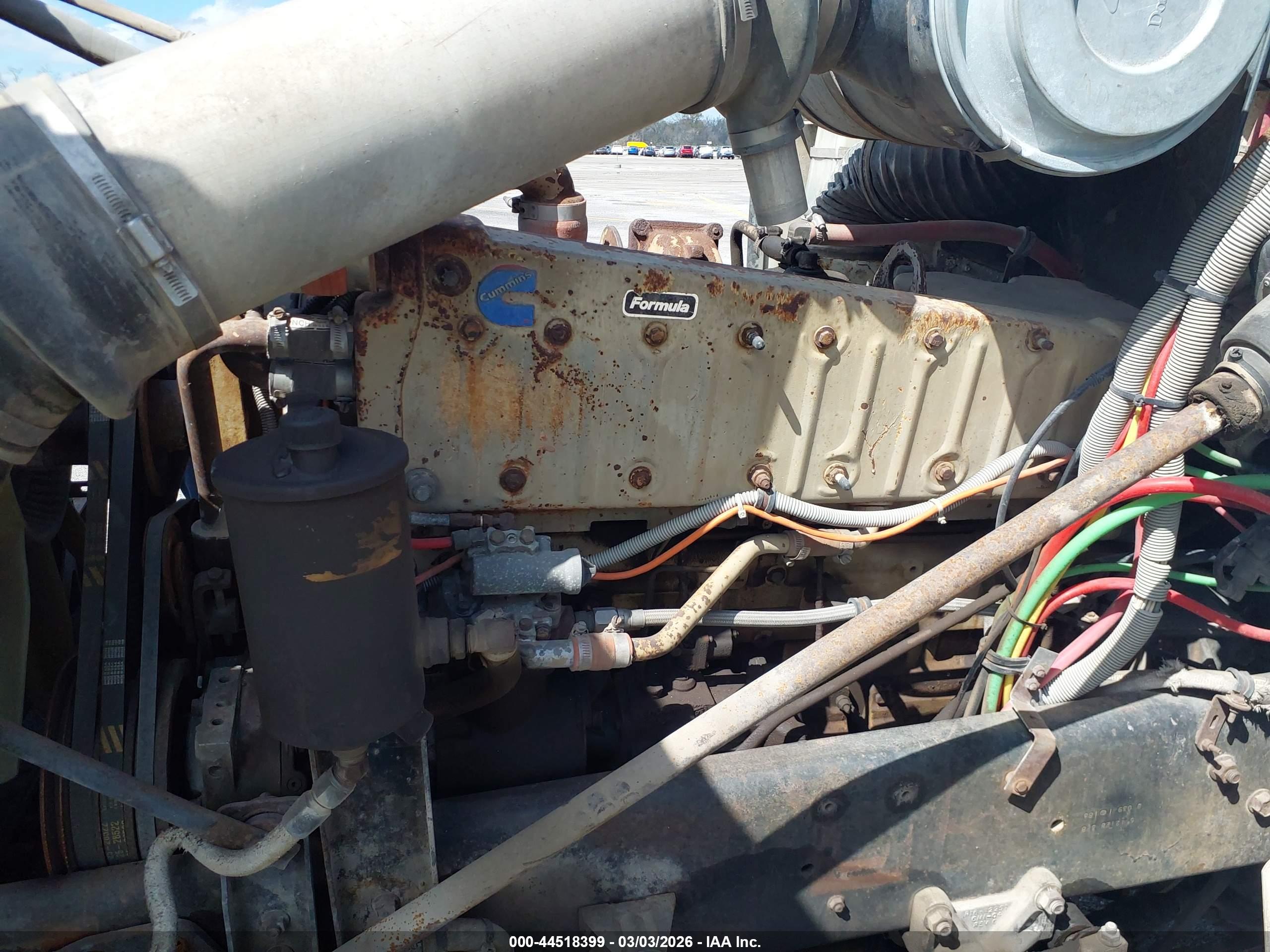 FREIGHTLINER CONVENTIONAL image 10