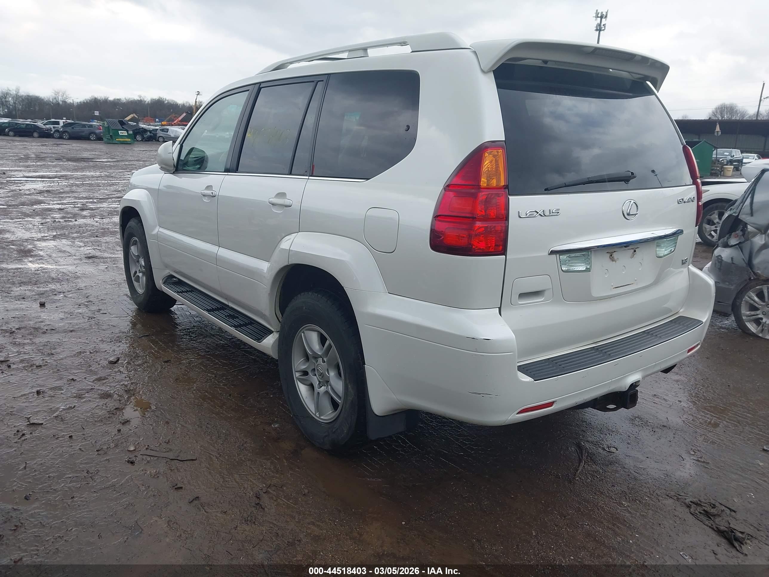 LEXUS GX image 3