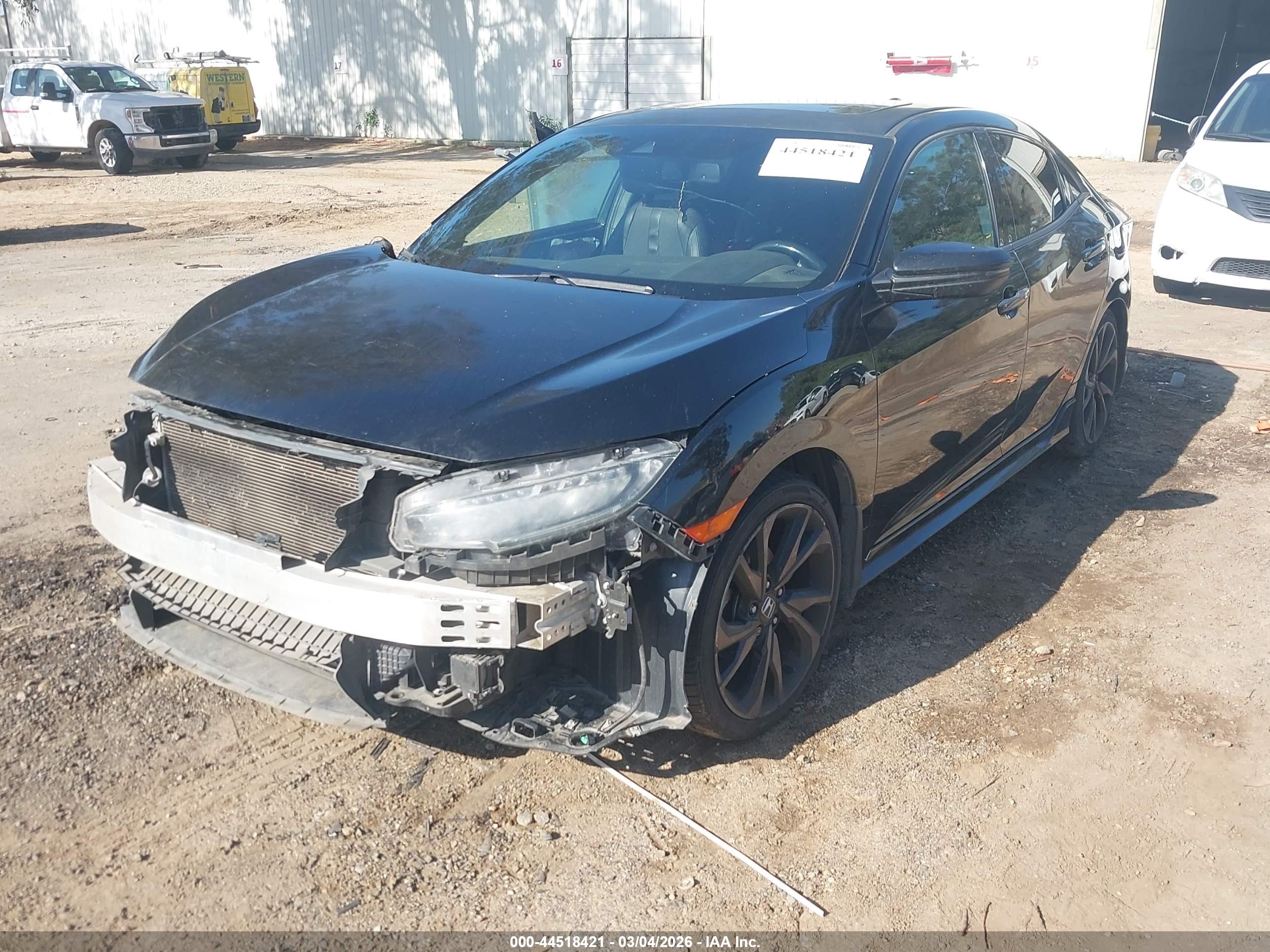 HONDA CIVIC image 2