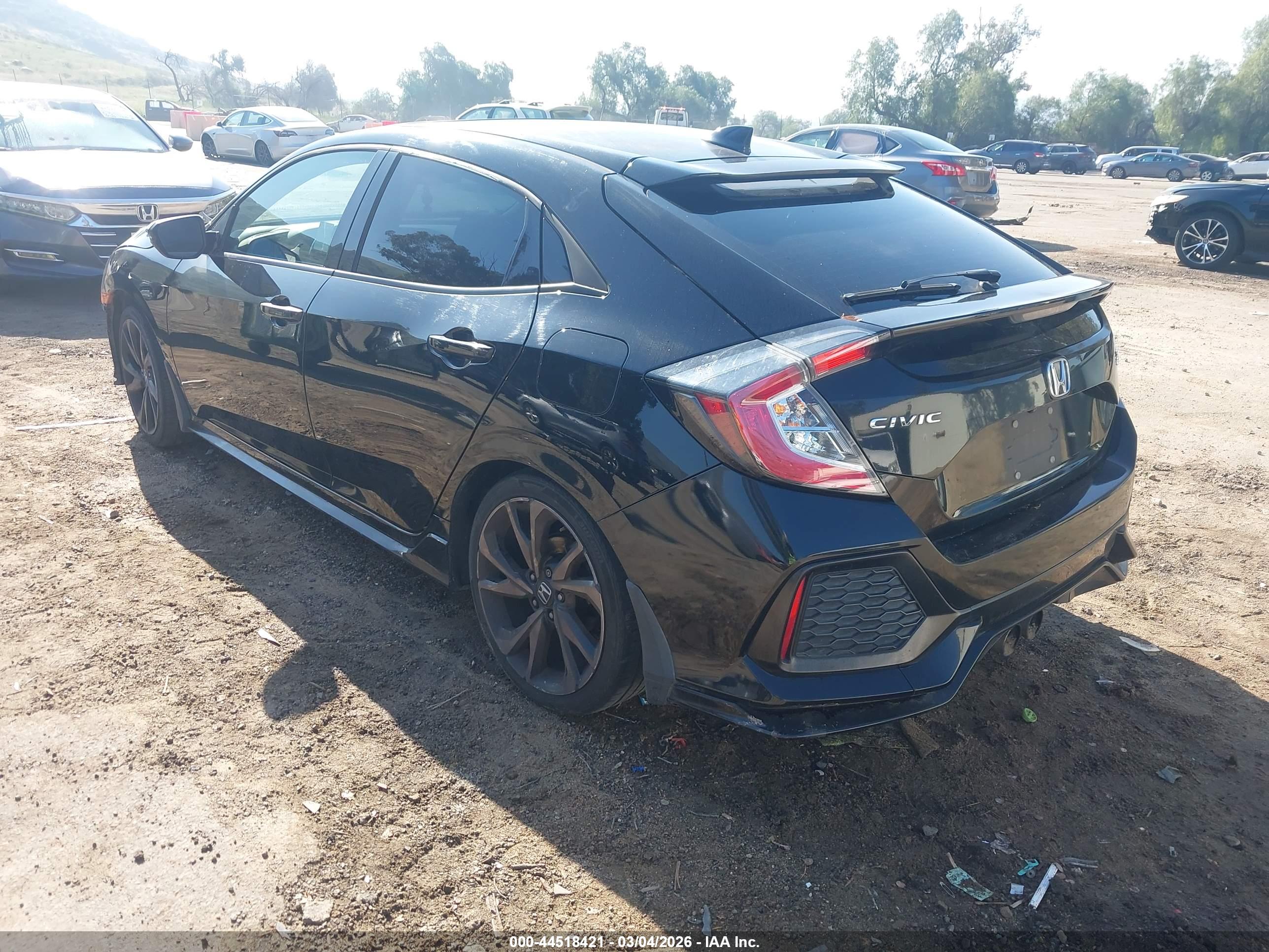 HONDA CIVIC image 3