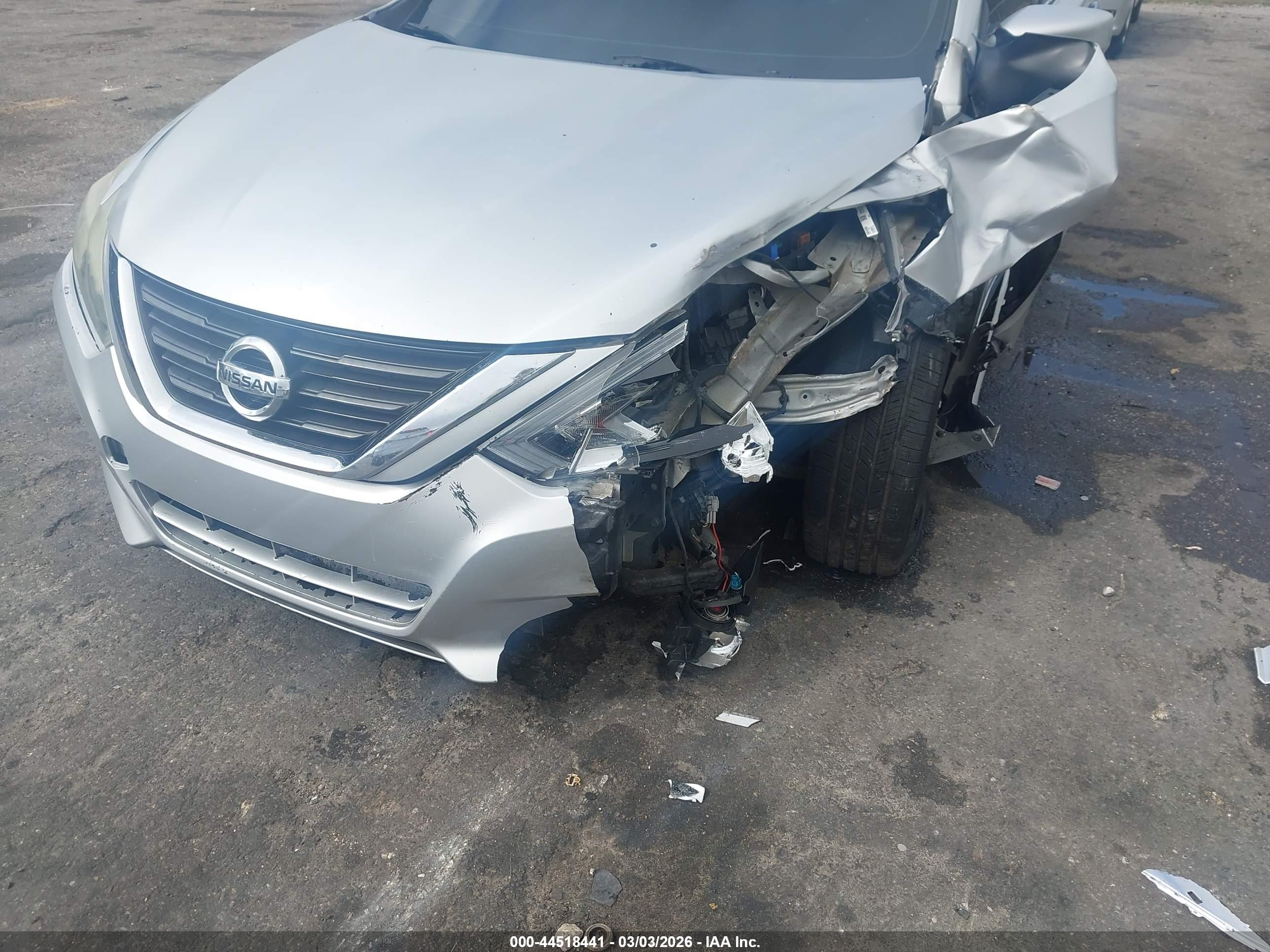 NISSAN ALTIMA image 6