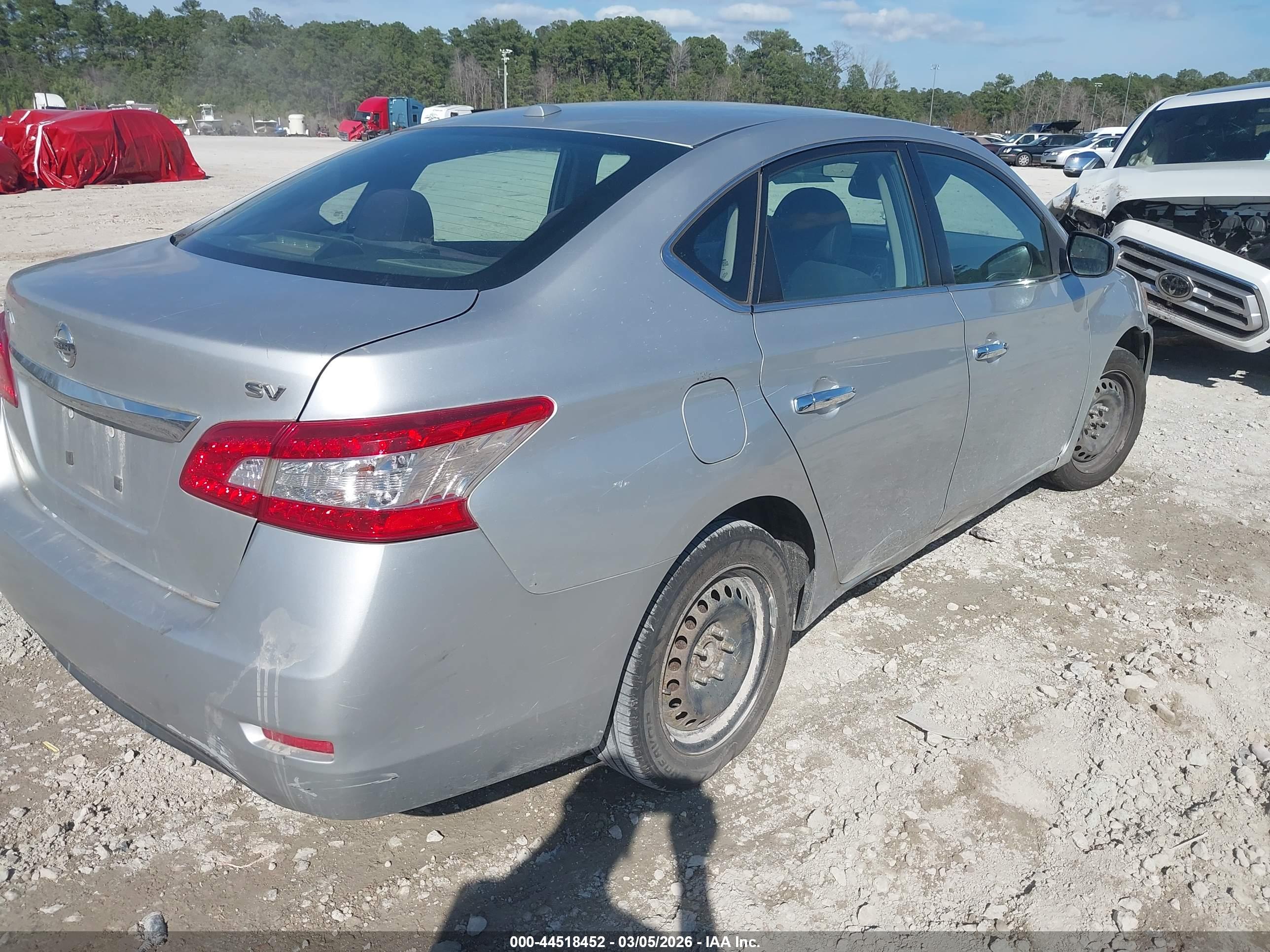 NISSAN SENTRA image 4
