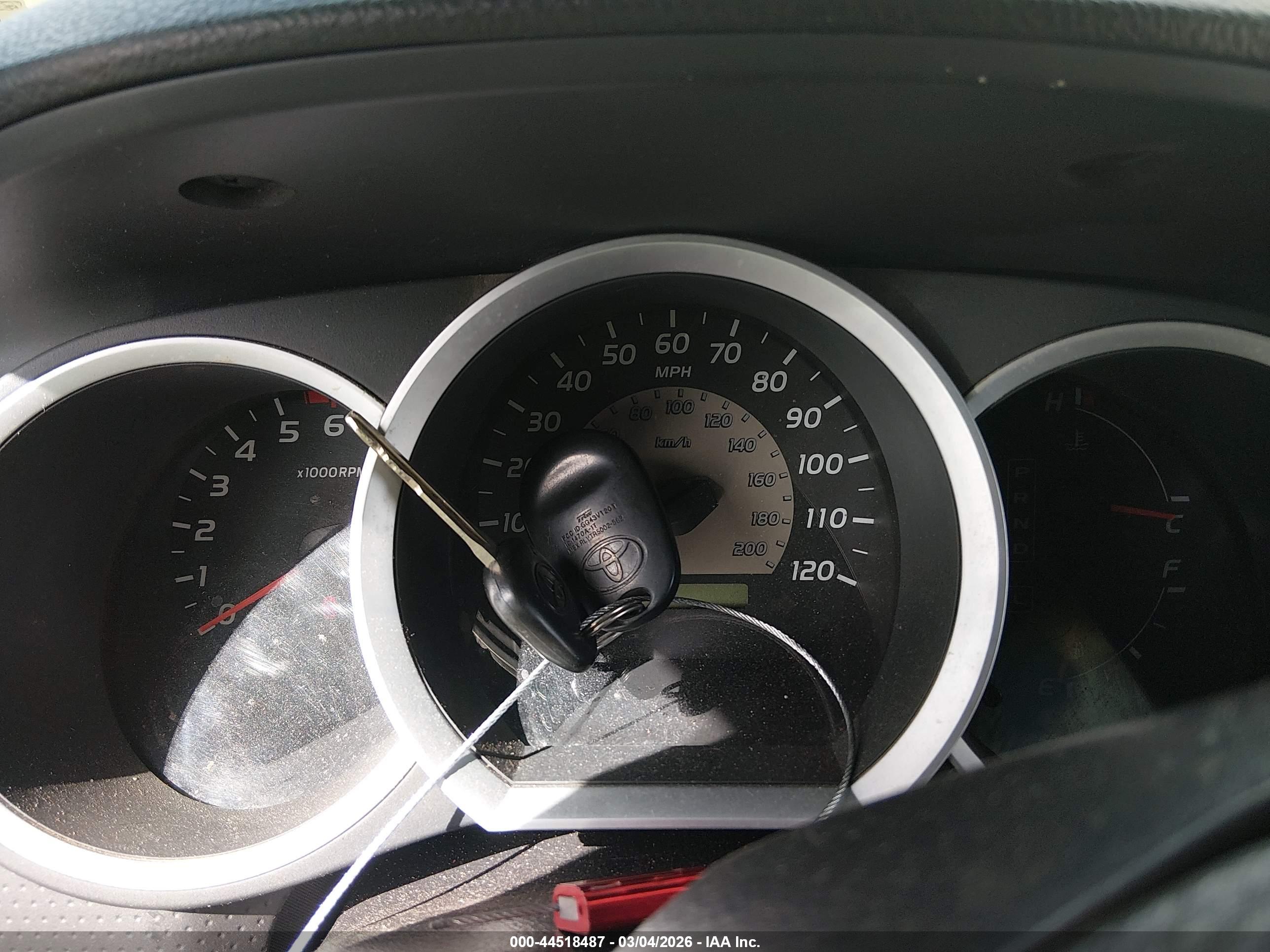 TOYOTA TACOMA image 11