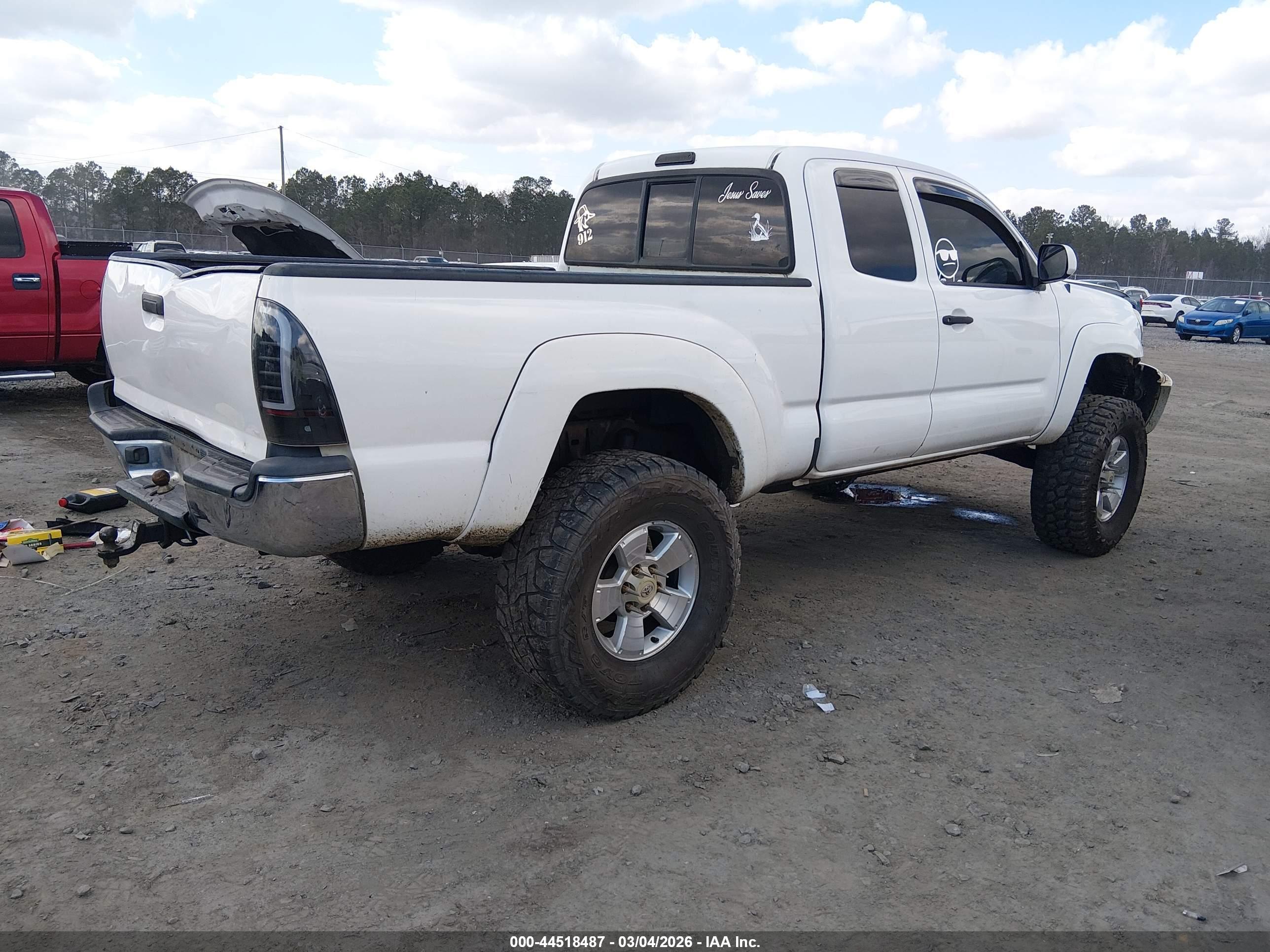 TOYOTA TACOMA image 4