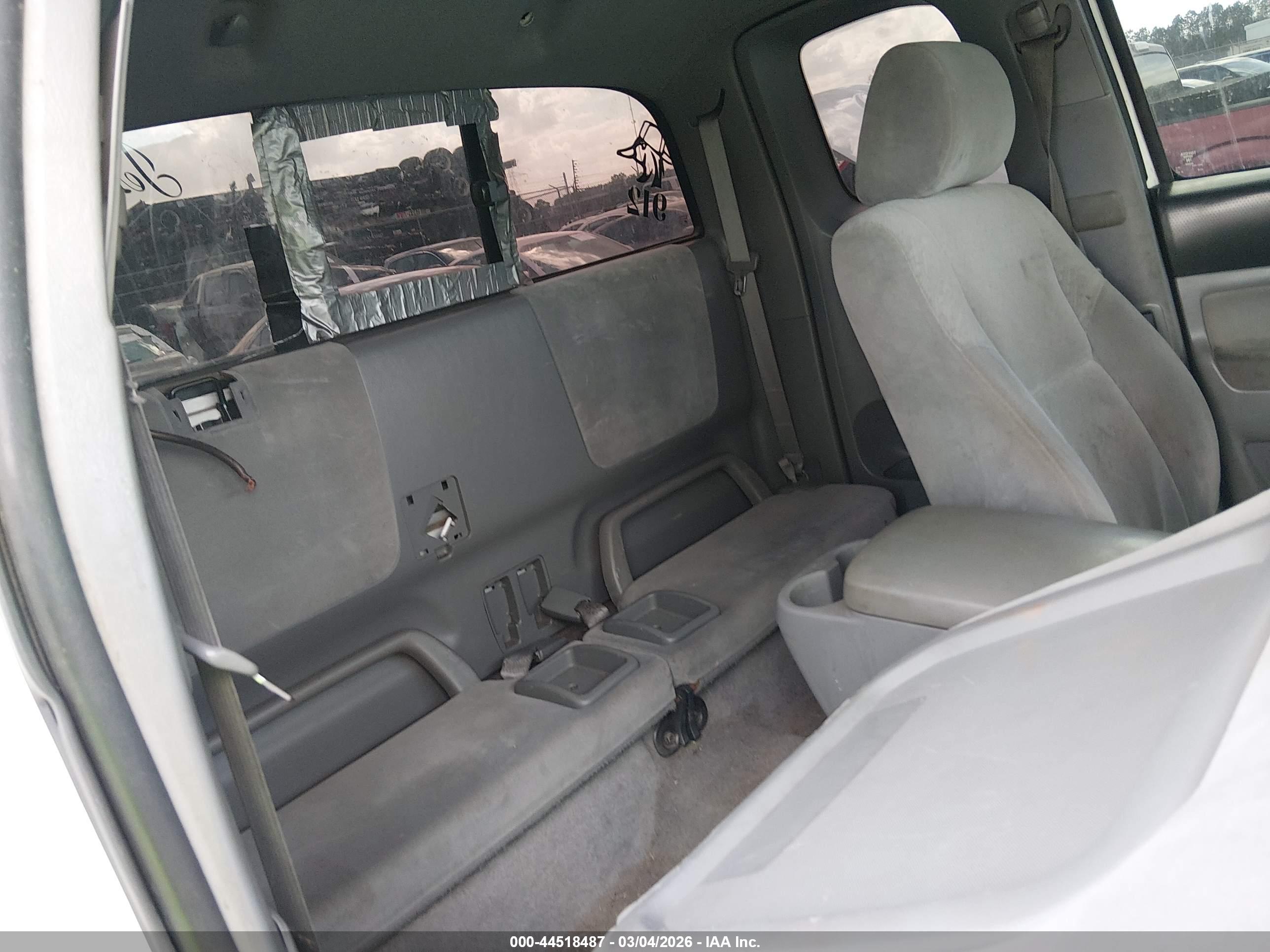 TOYOTA TACOMA image 8