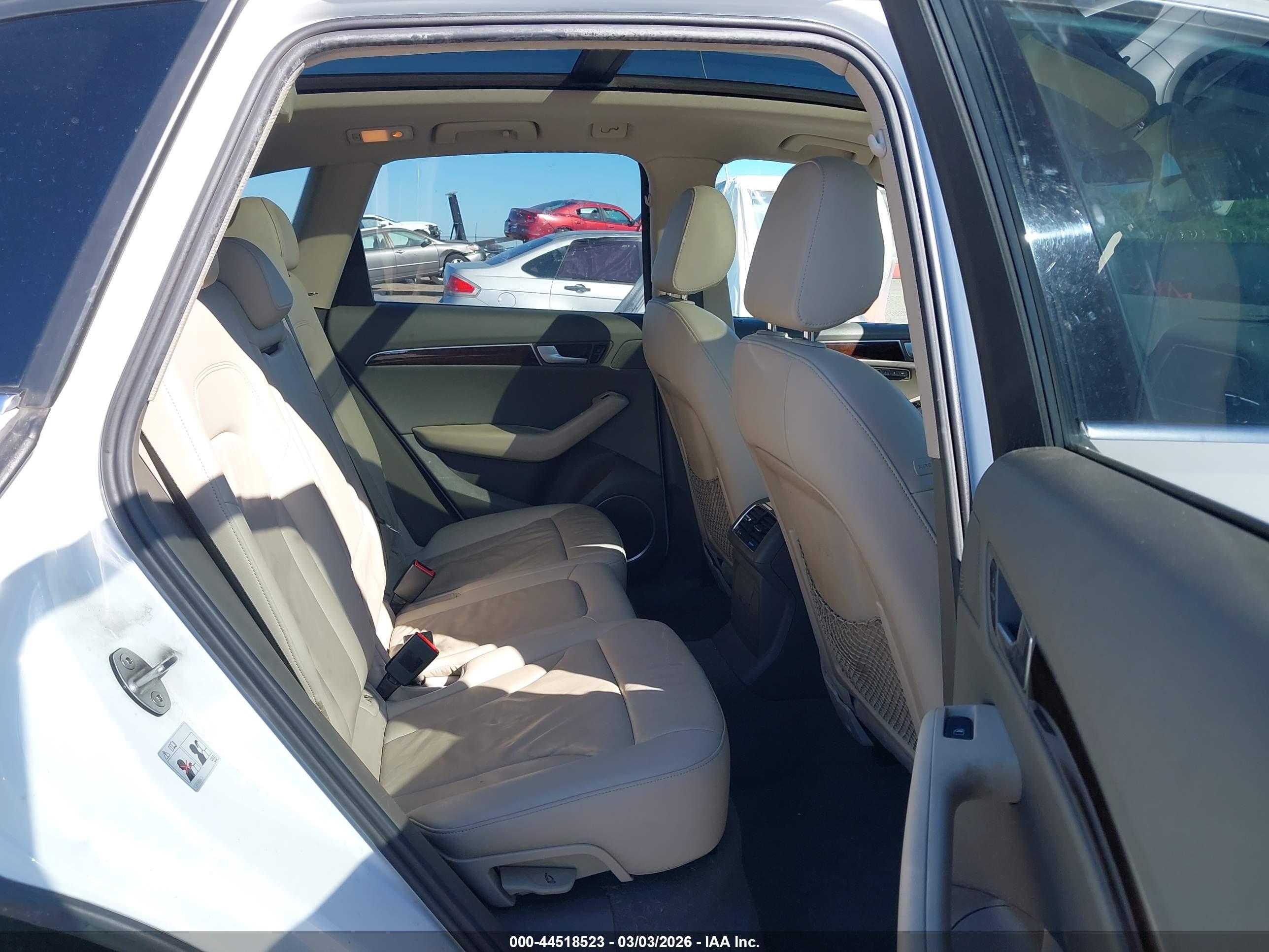 AUDI Q5 image 8