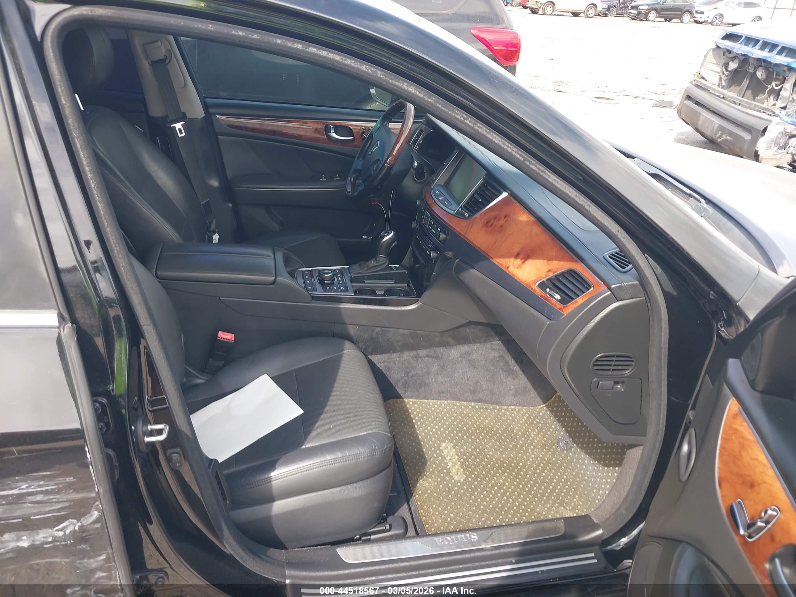 HYUNDAI EQUUS image 5