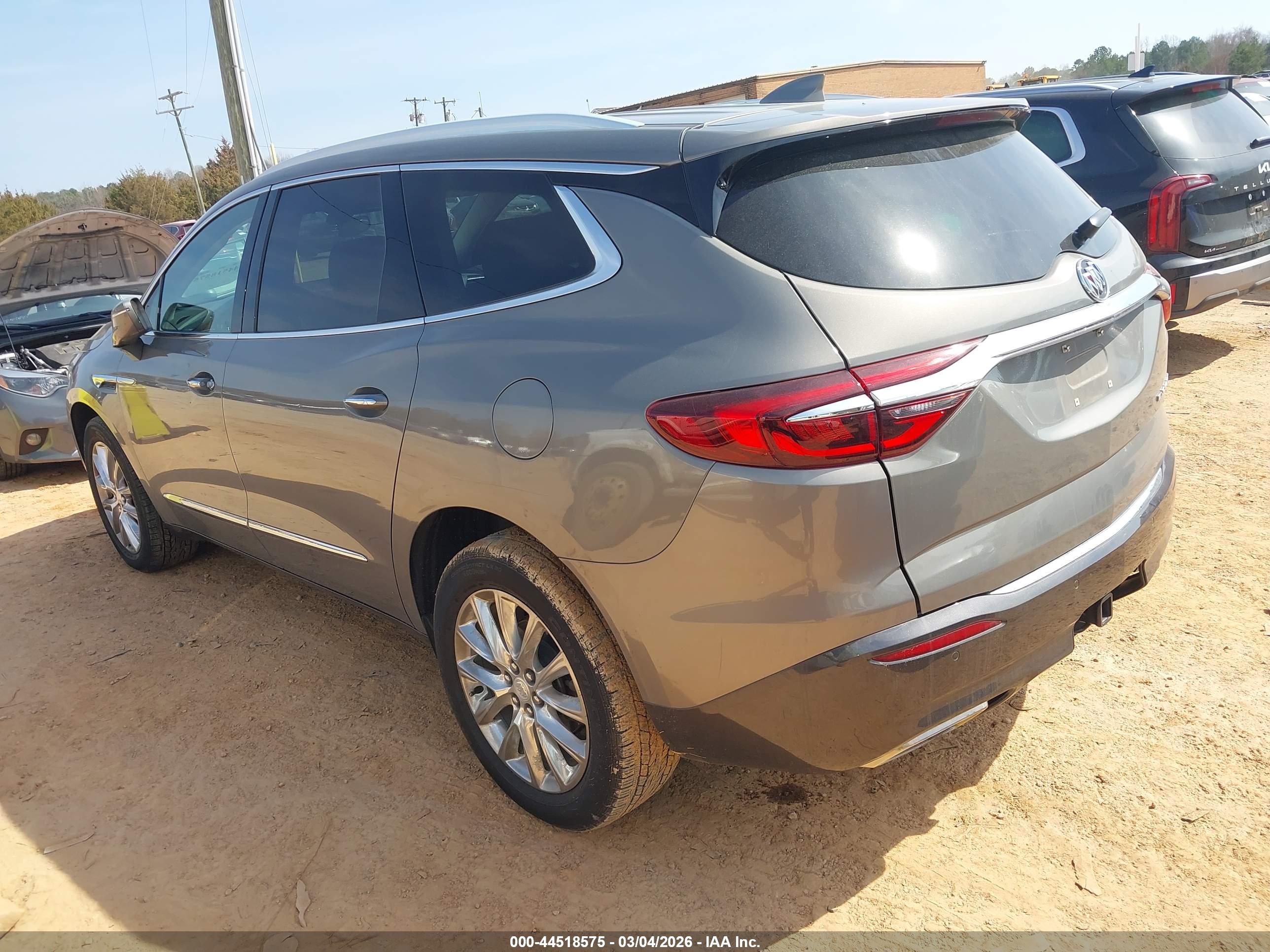 BUICK ENCLAVE image 3