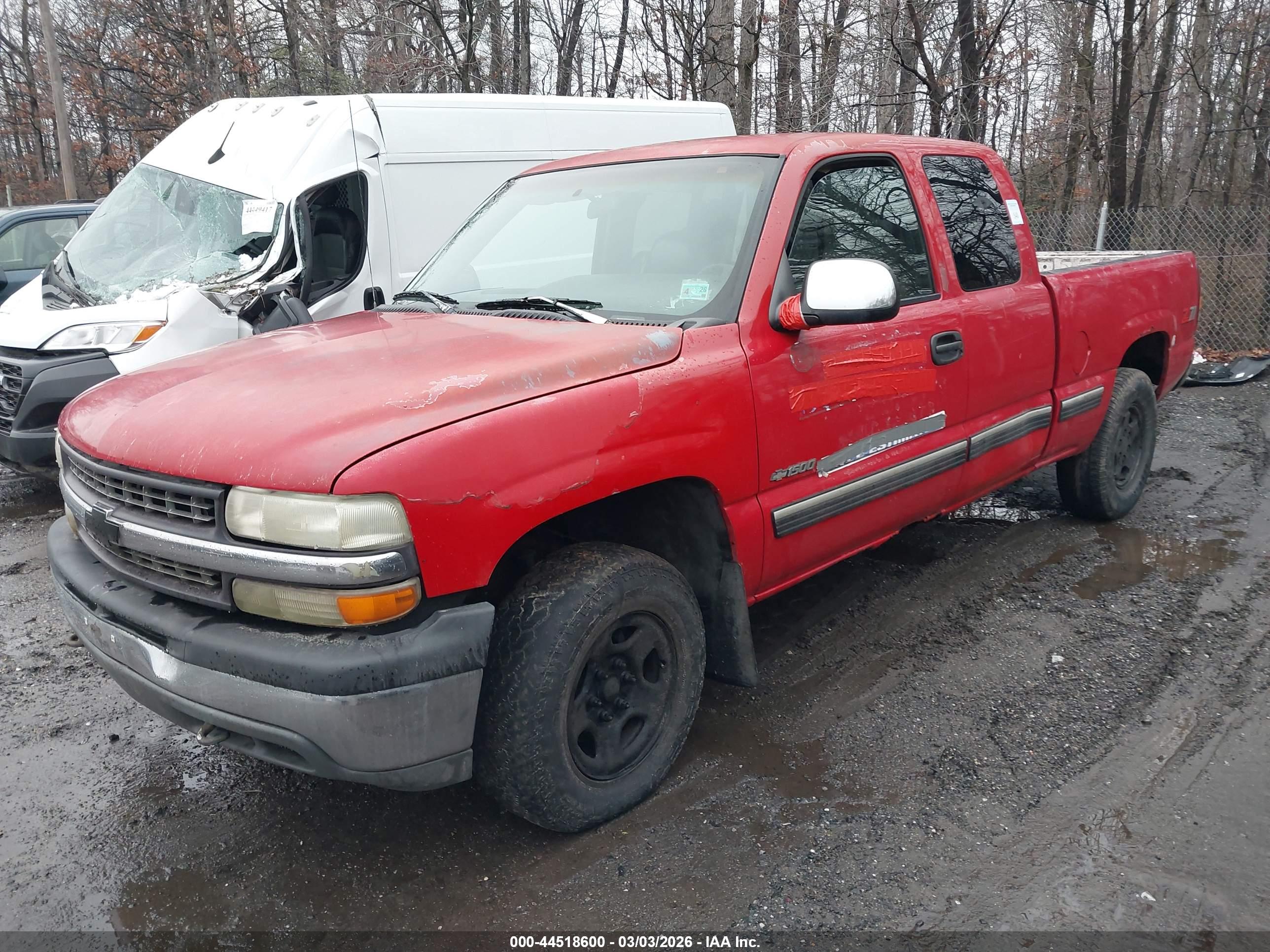 CHEVROLET SILVERADO image 2