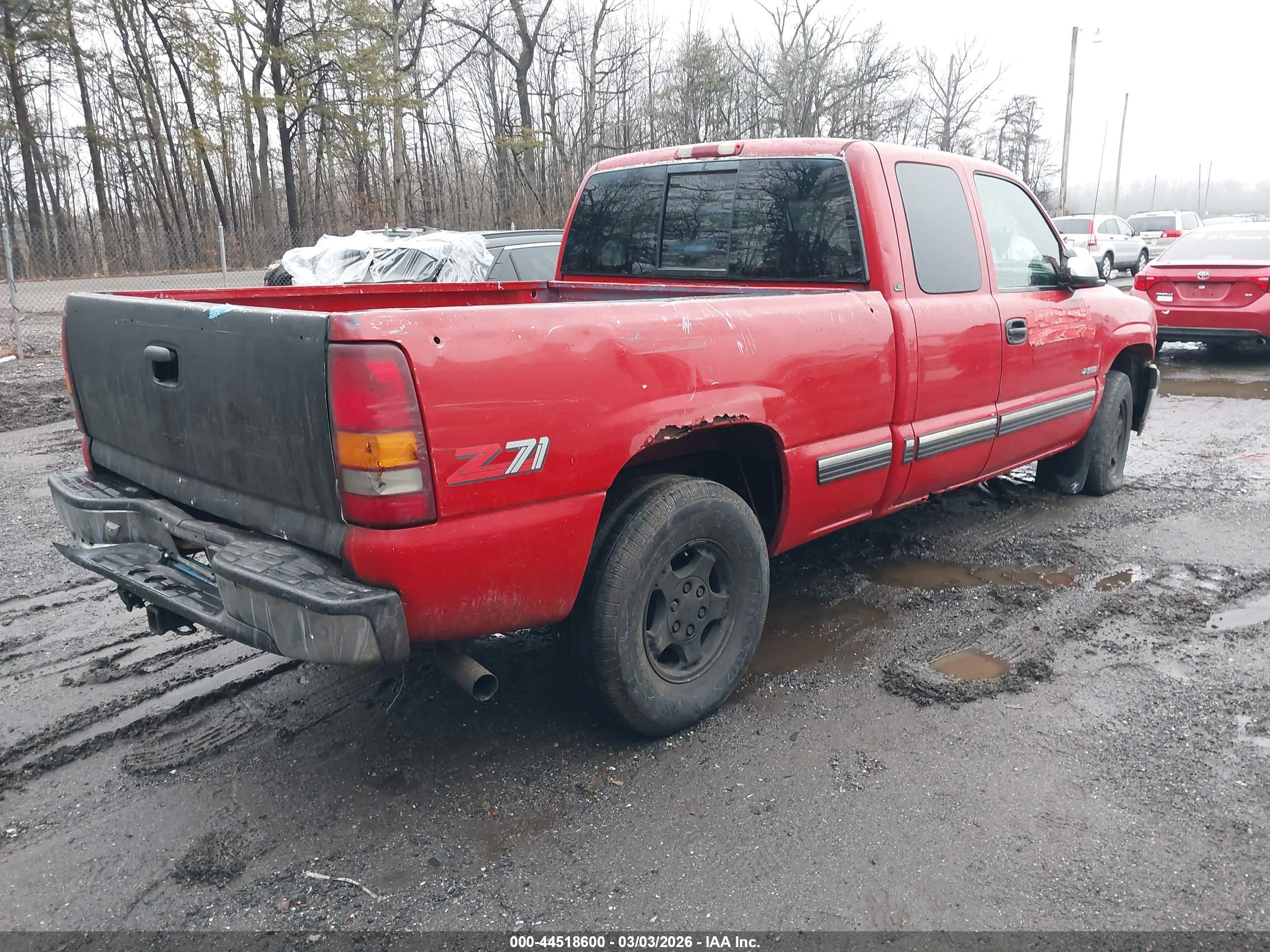 CHEVROLET SILVERADO image 4