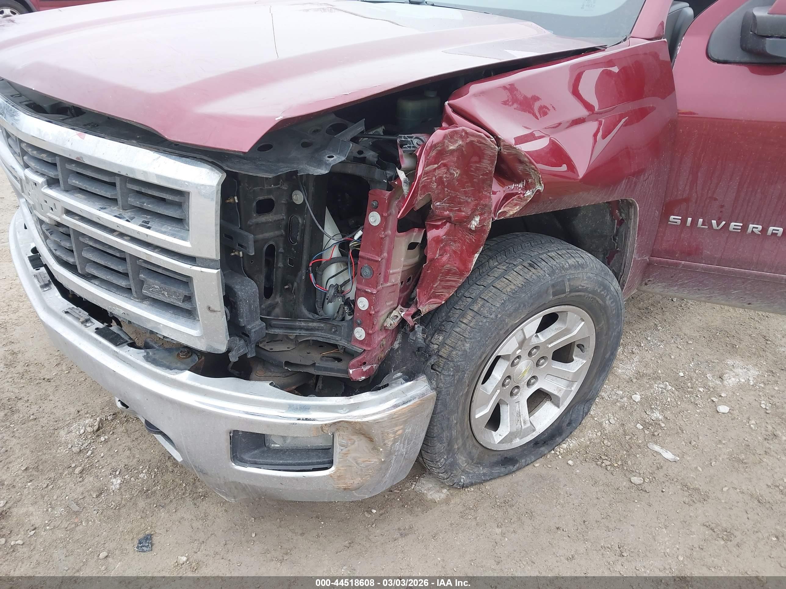 CHEVROLET SILVERADO image 6