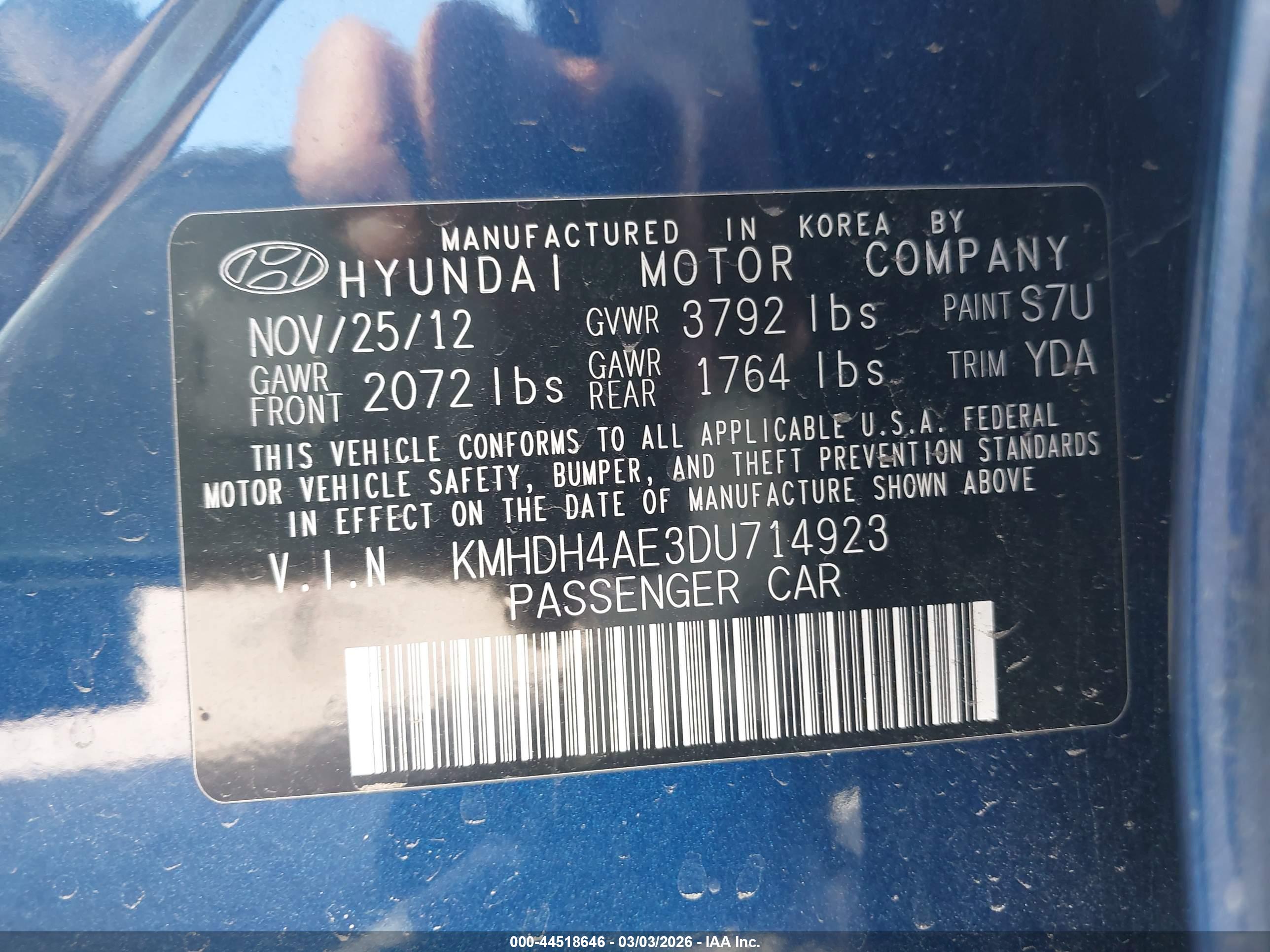 HYUNDAI ELANTRA image 9