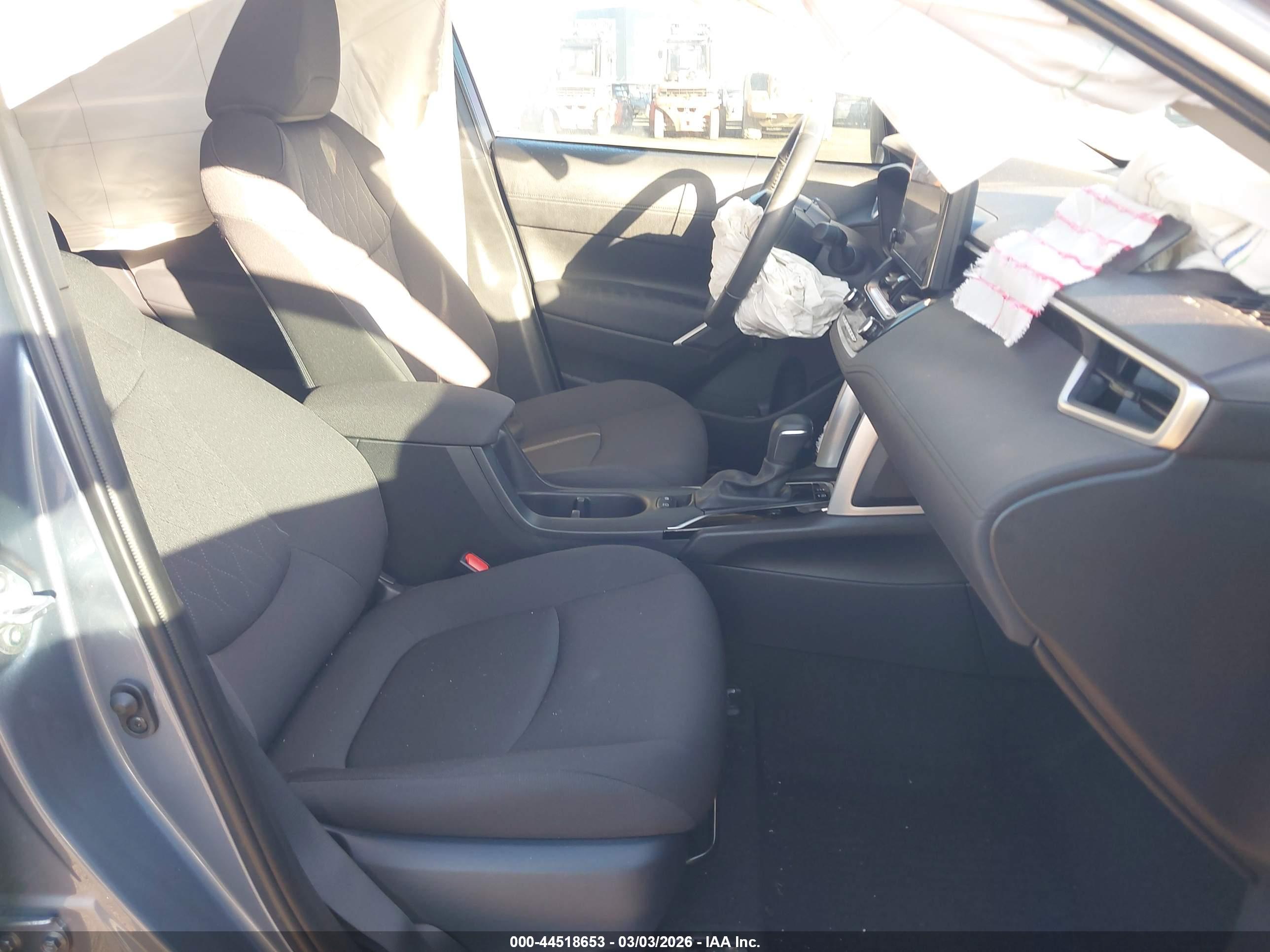 TOYOTA COROLLA image 5