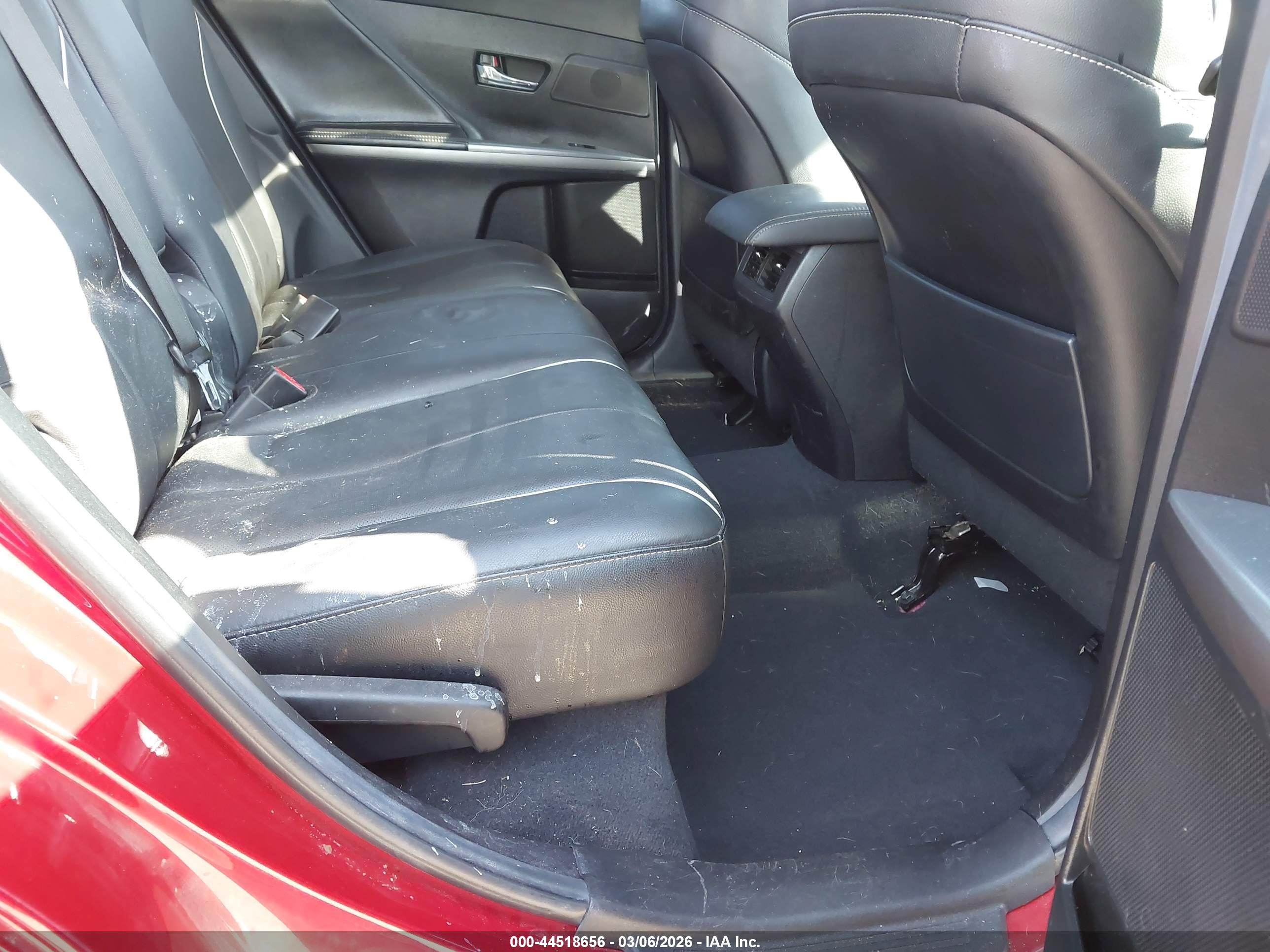 TOYOTA VENZA image 8