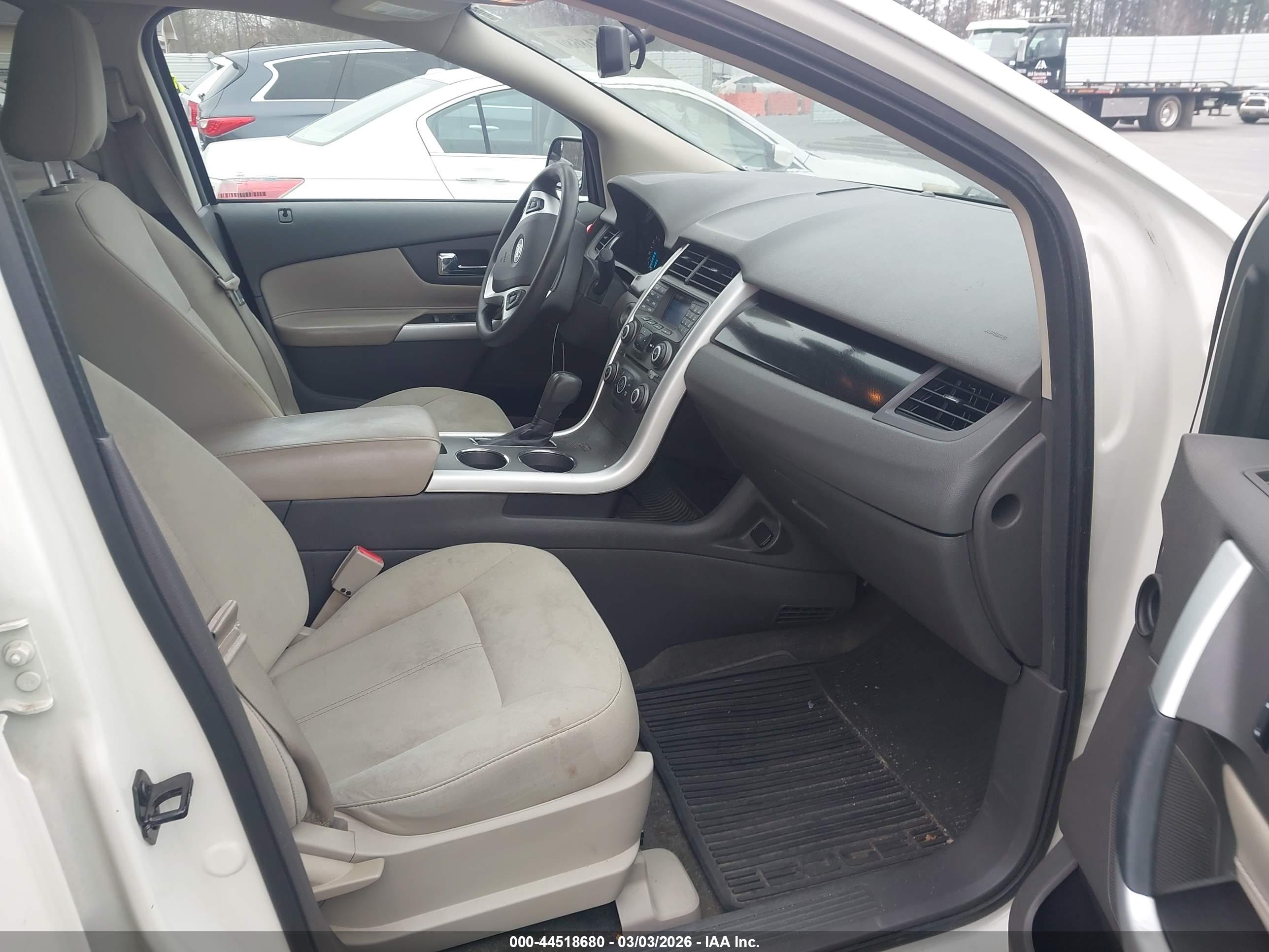 FORD EDGE image 5