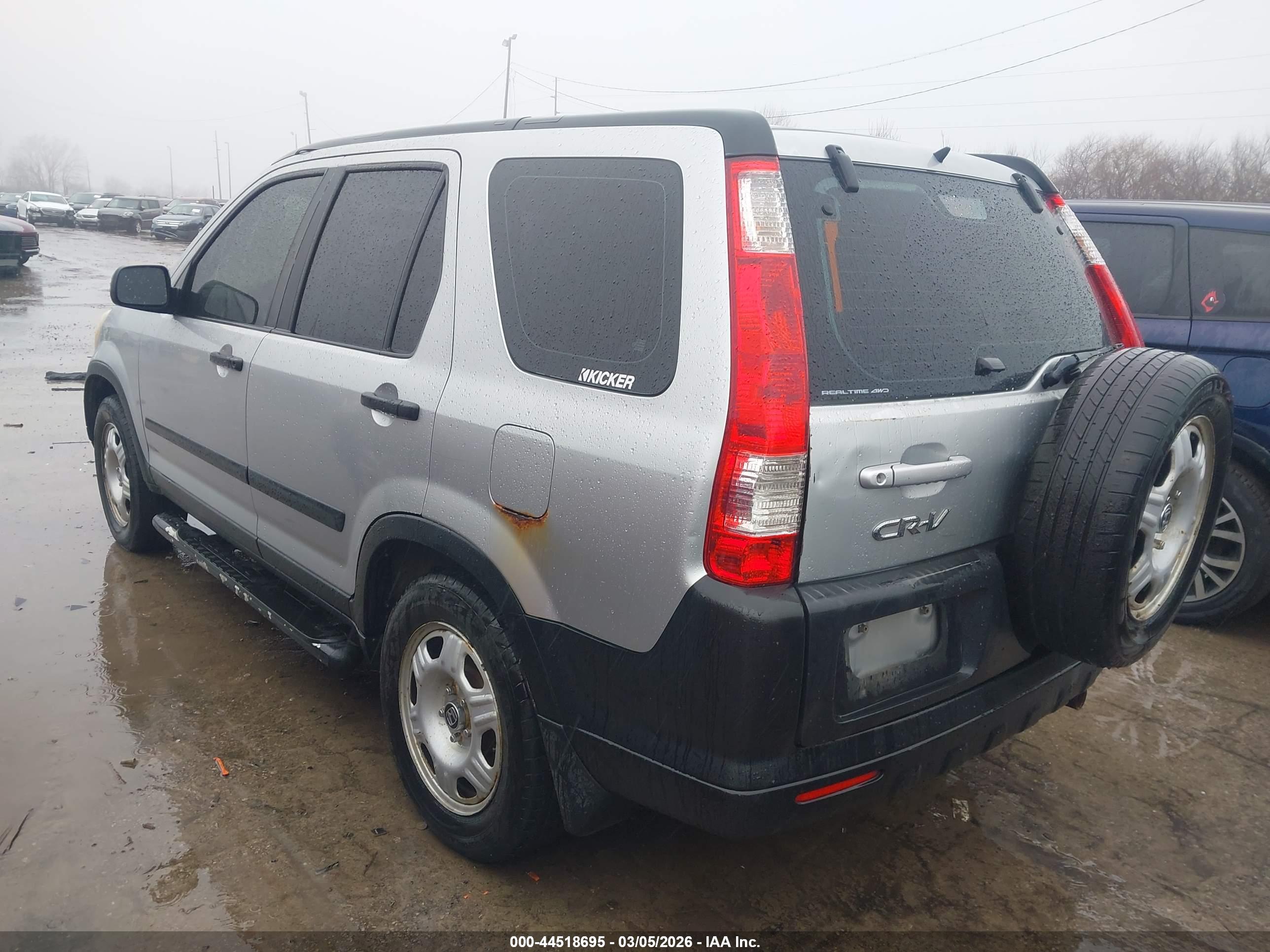 HONDA CR-V image 3