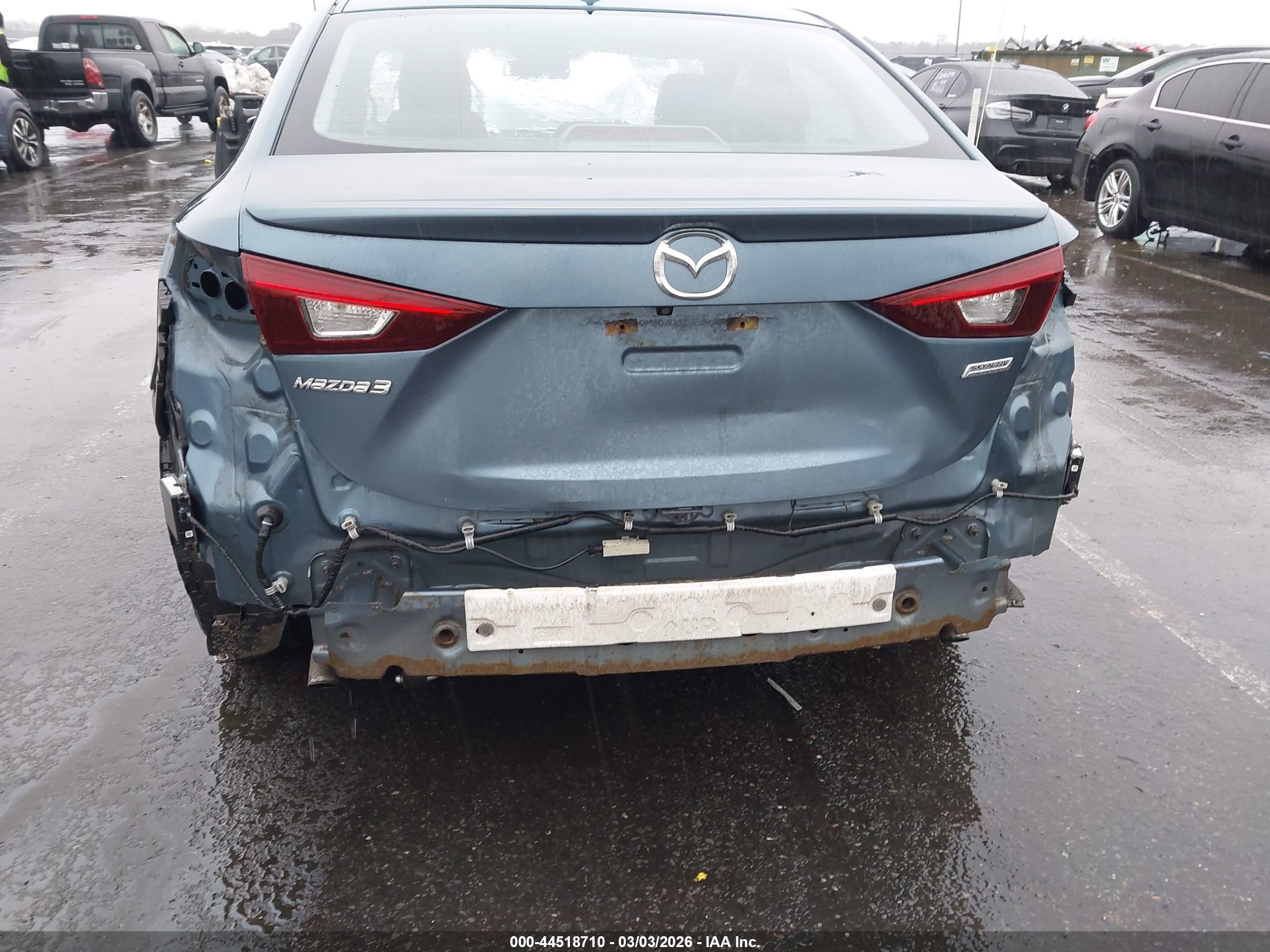 MAZDA MAZDA3 image 6
