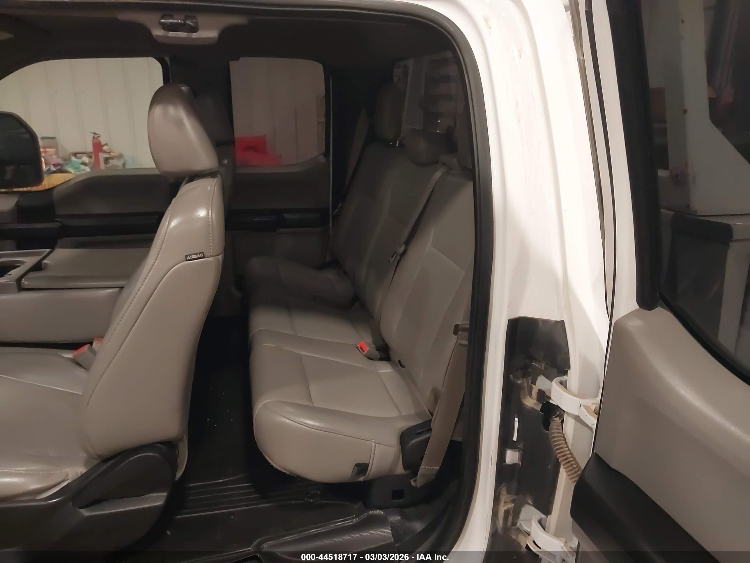 FORD F-350 image 8