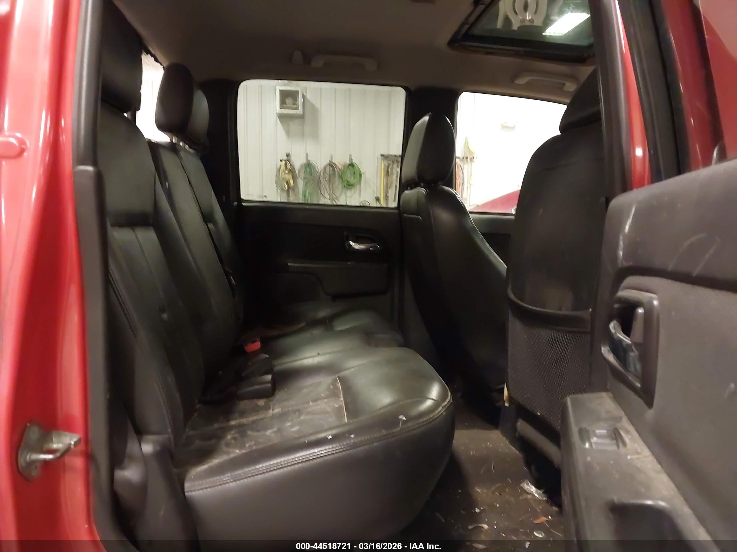 GMC CANYON image 8