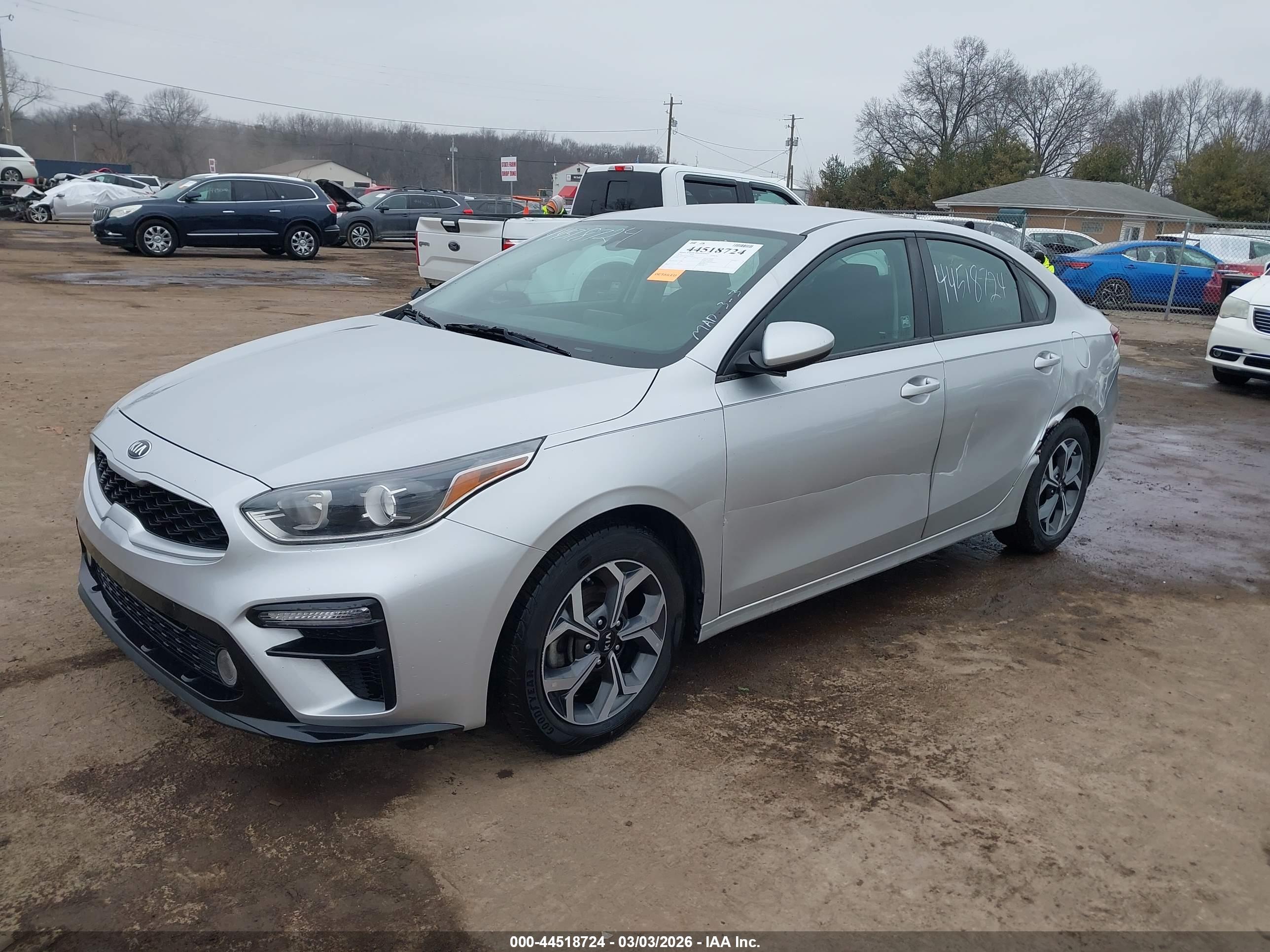 KIA FORTE image 2