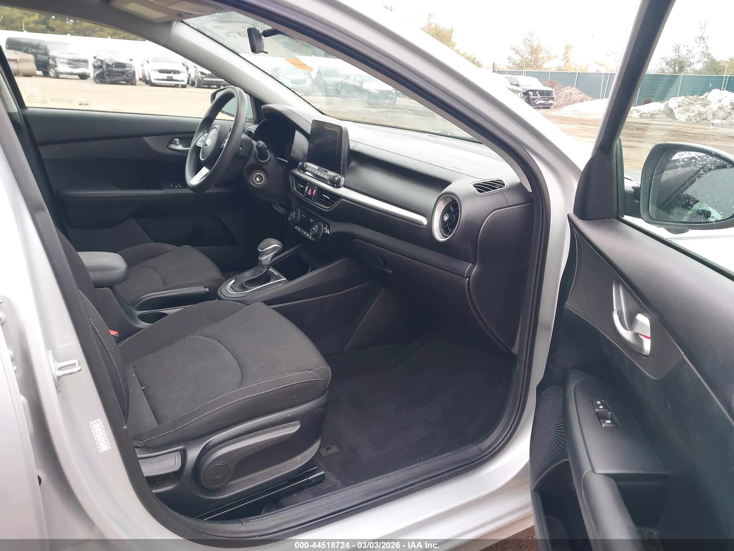 KIA FORTE image 5