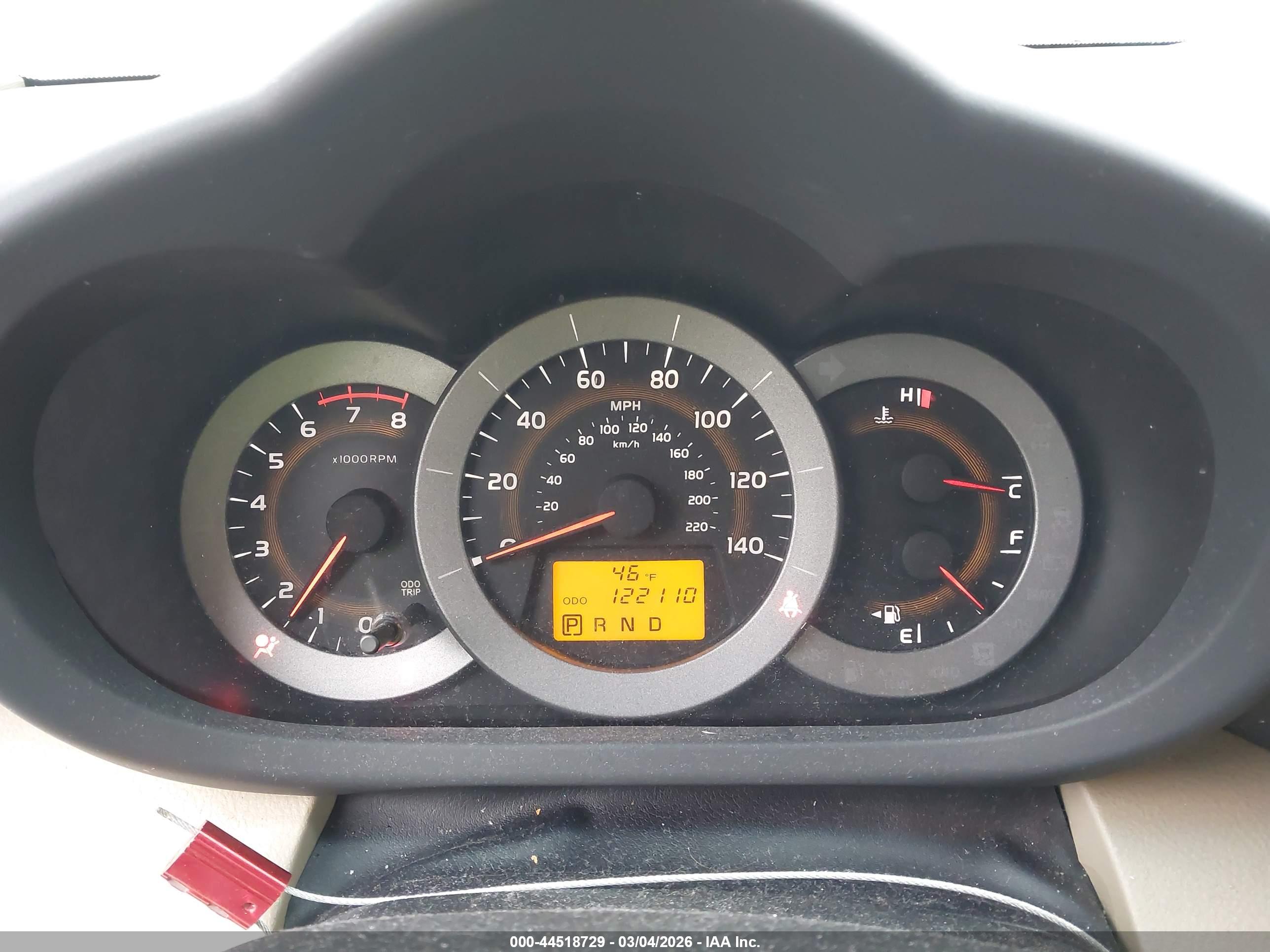 TOYOTA RAV4 image 7
