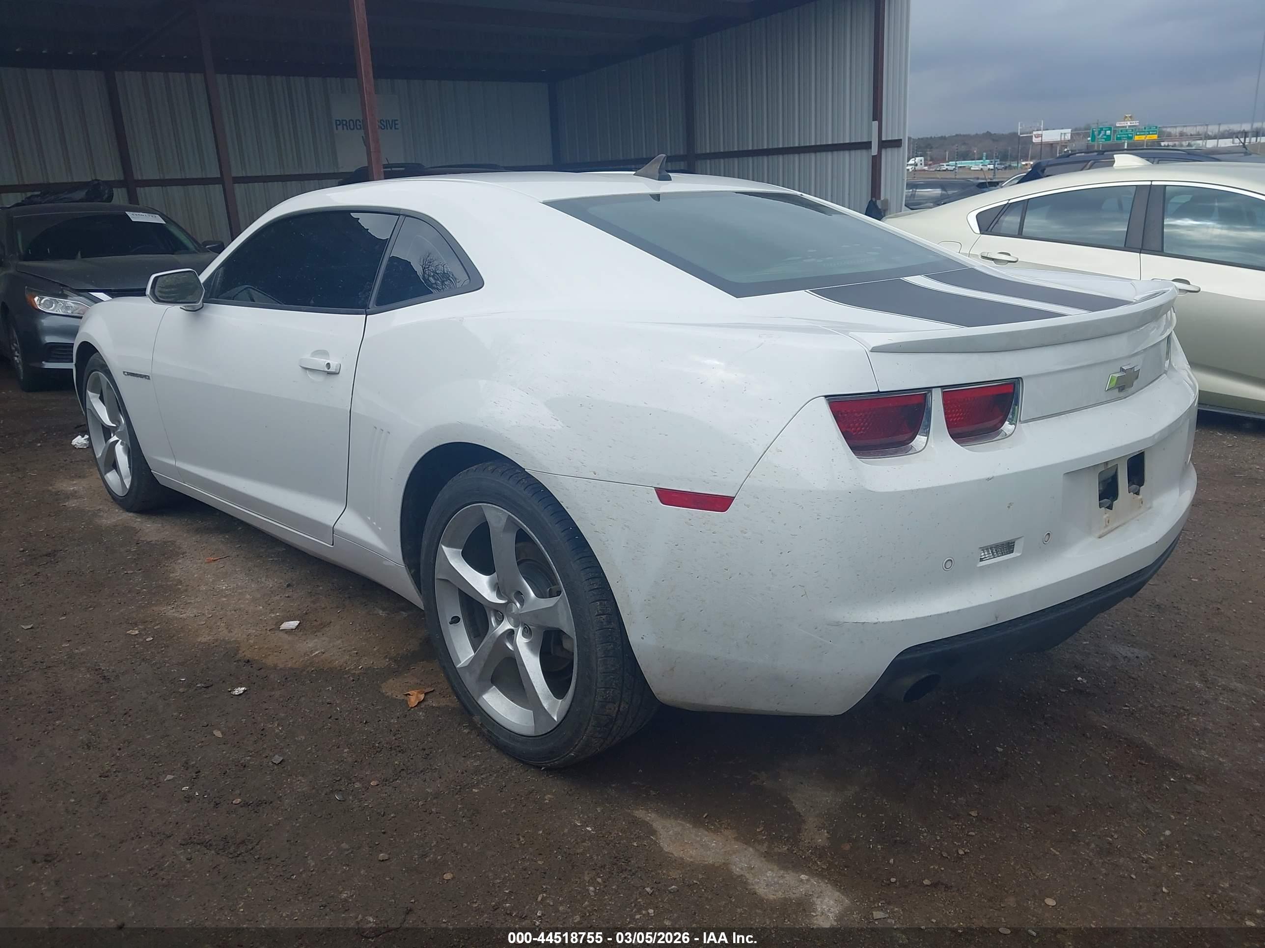 CHEVROLET CAMARO image 3