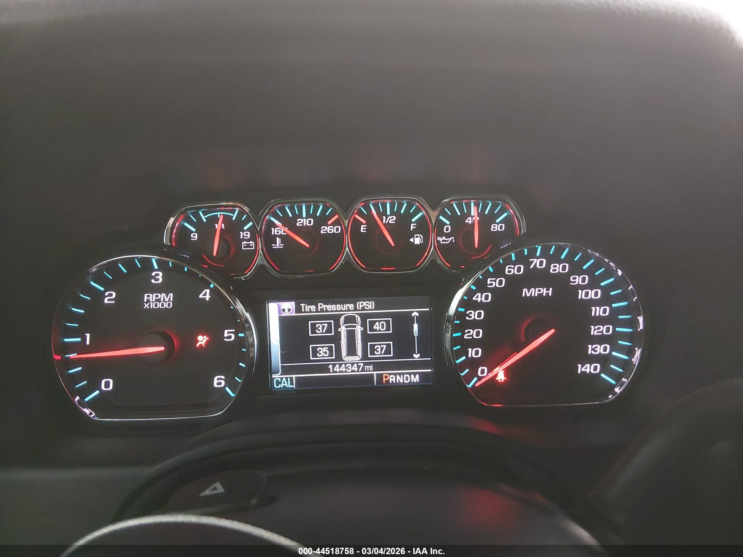 CHEVROLET TAHOE image 7