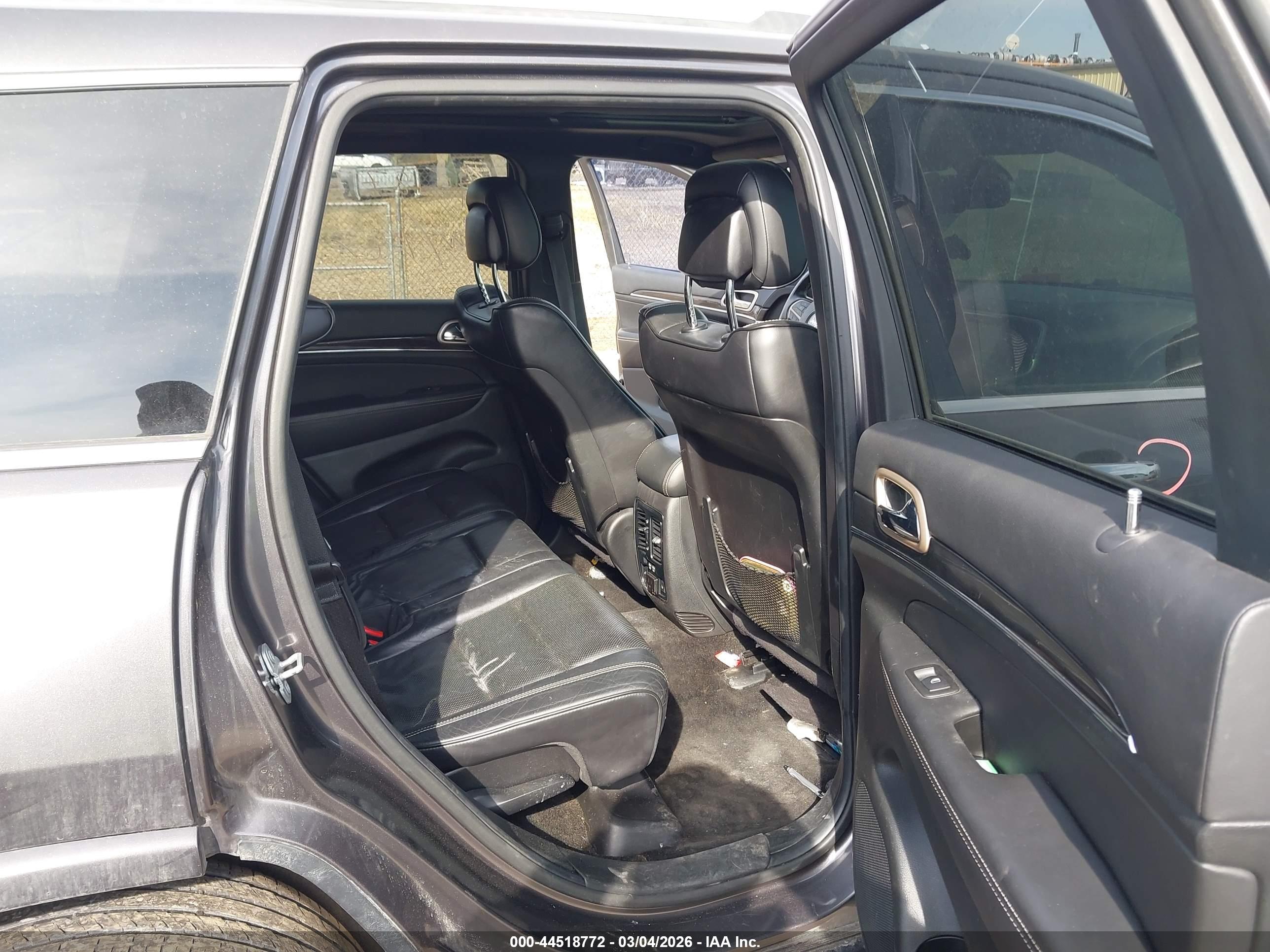 JEEP GRAND image 8