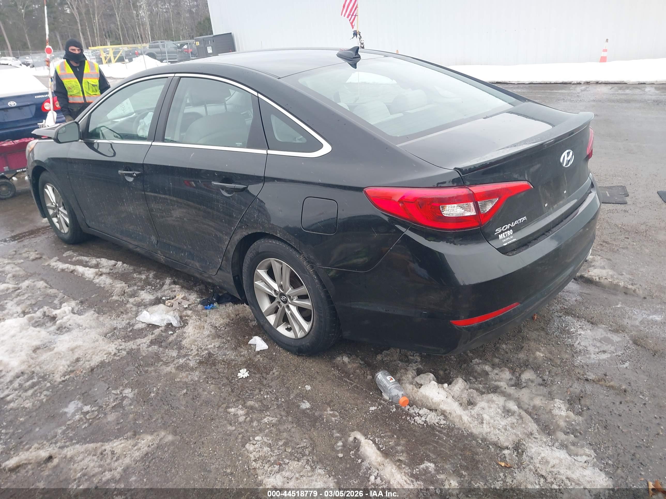 HYUNDAI SONATA image 3