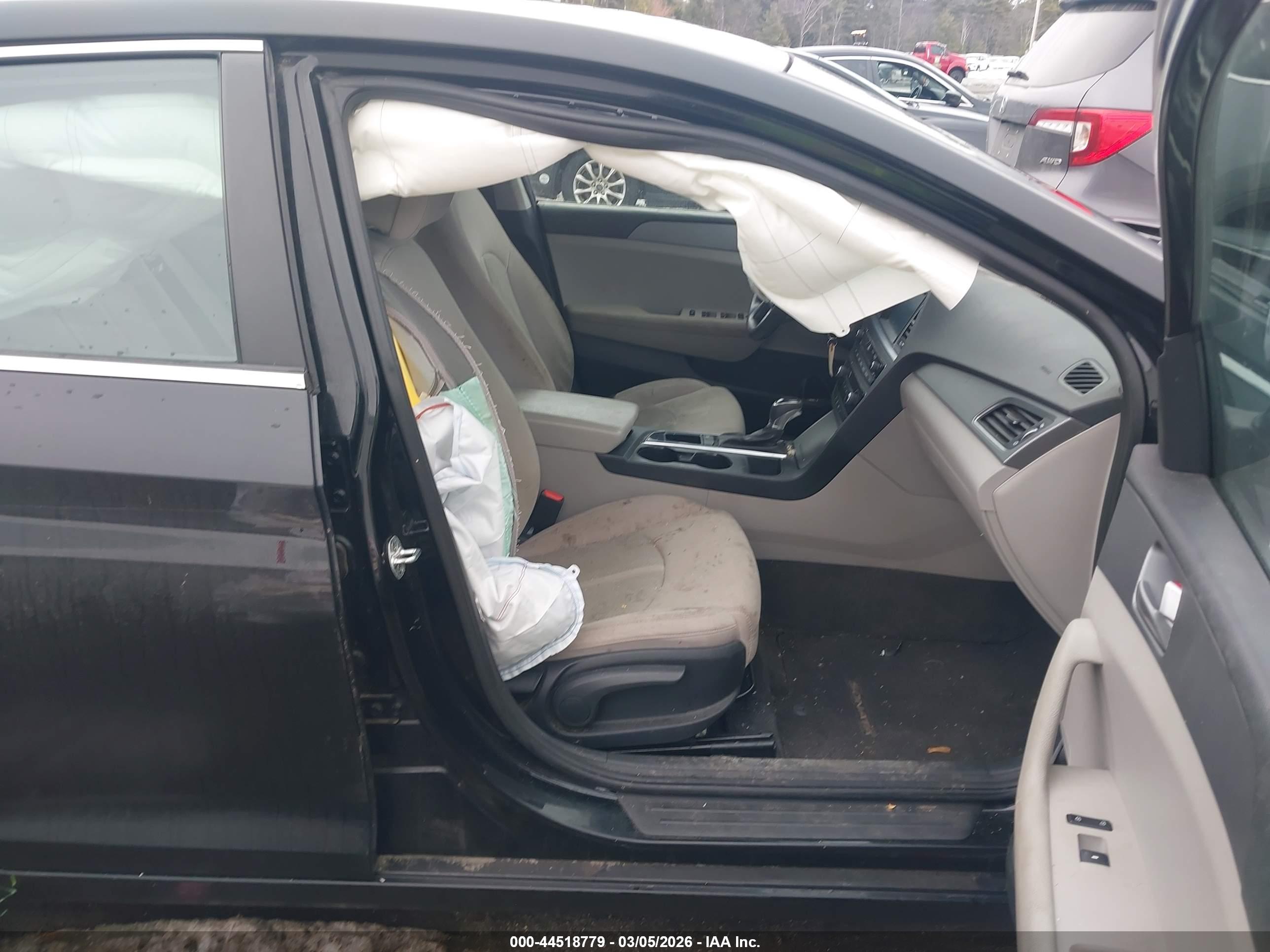 HYUNDAI SONATA image 5
